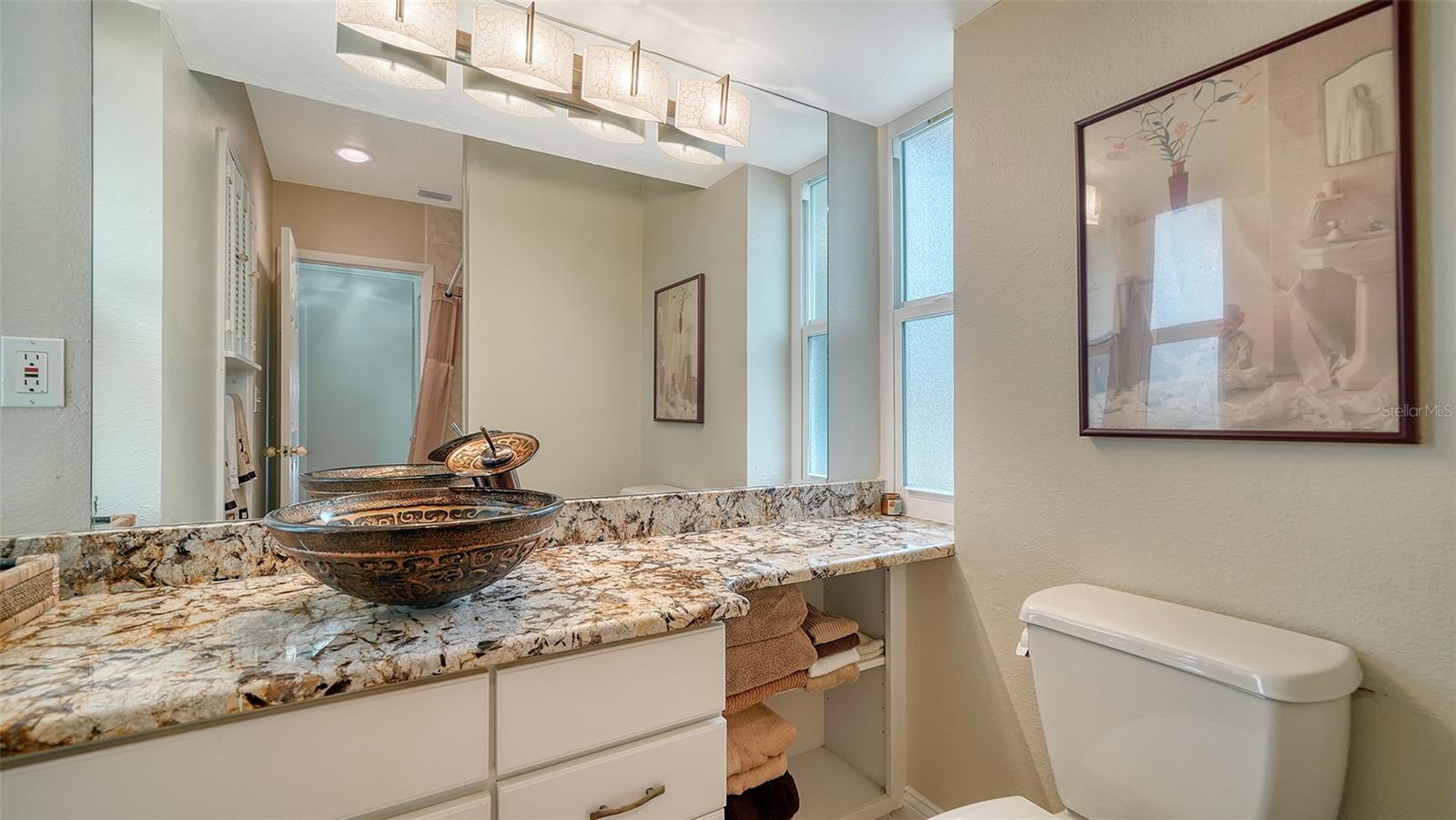 A4650163 Property Photo