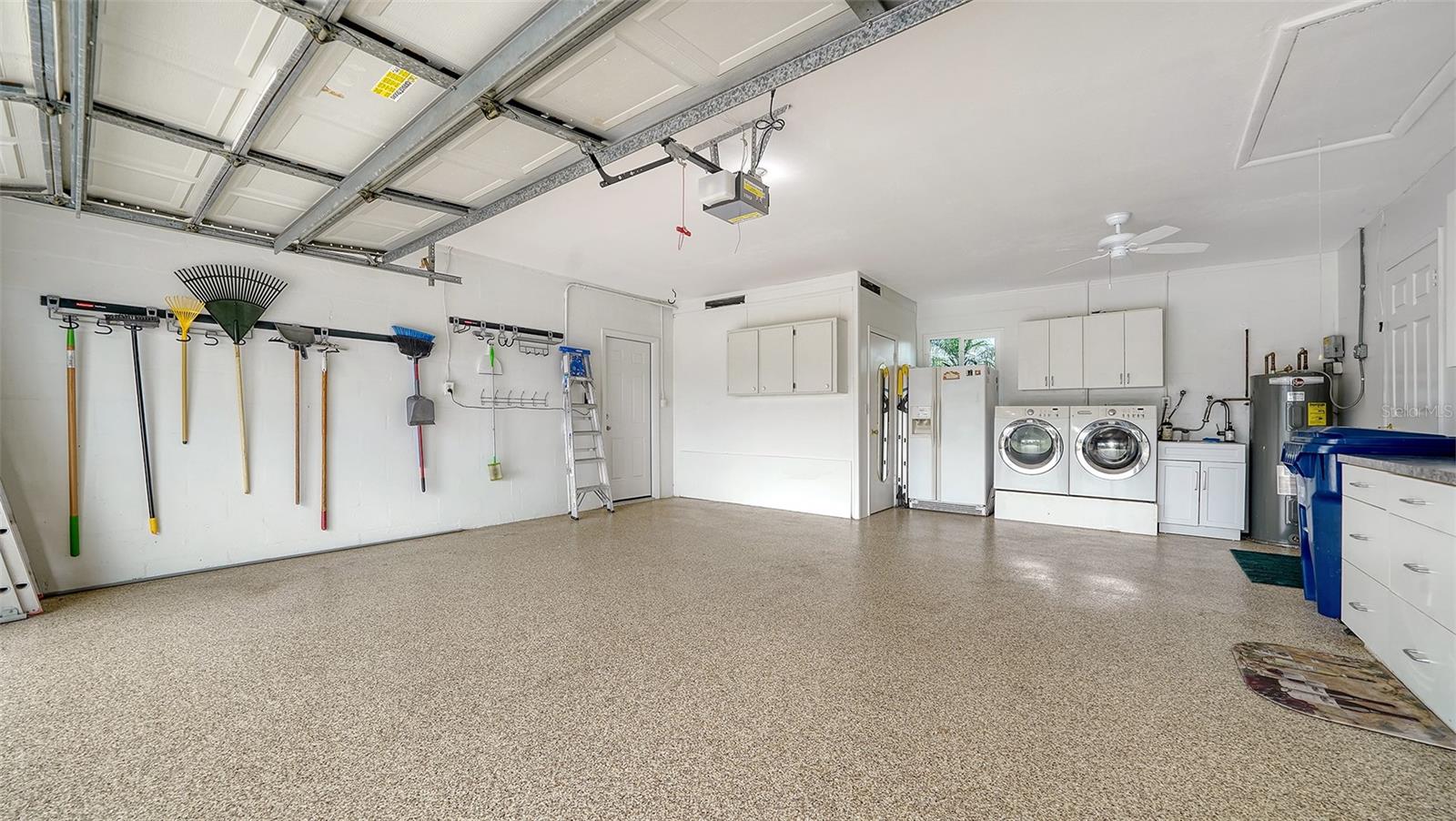 A4650163 Property Photo
