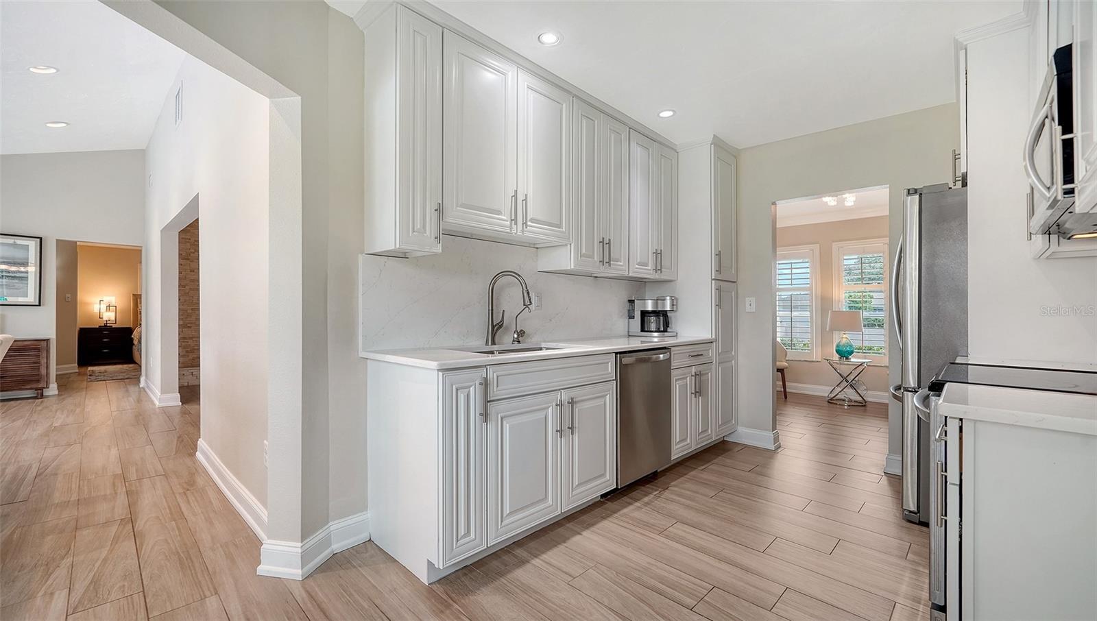 A4650163 Property Photo