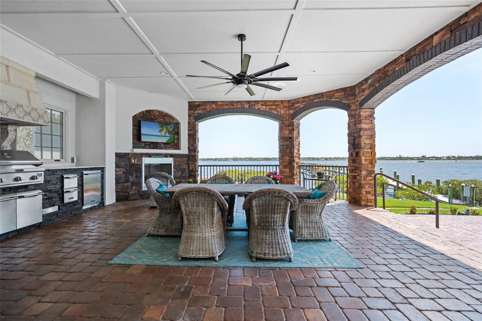 C7509086 Property Photo