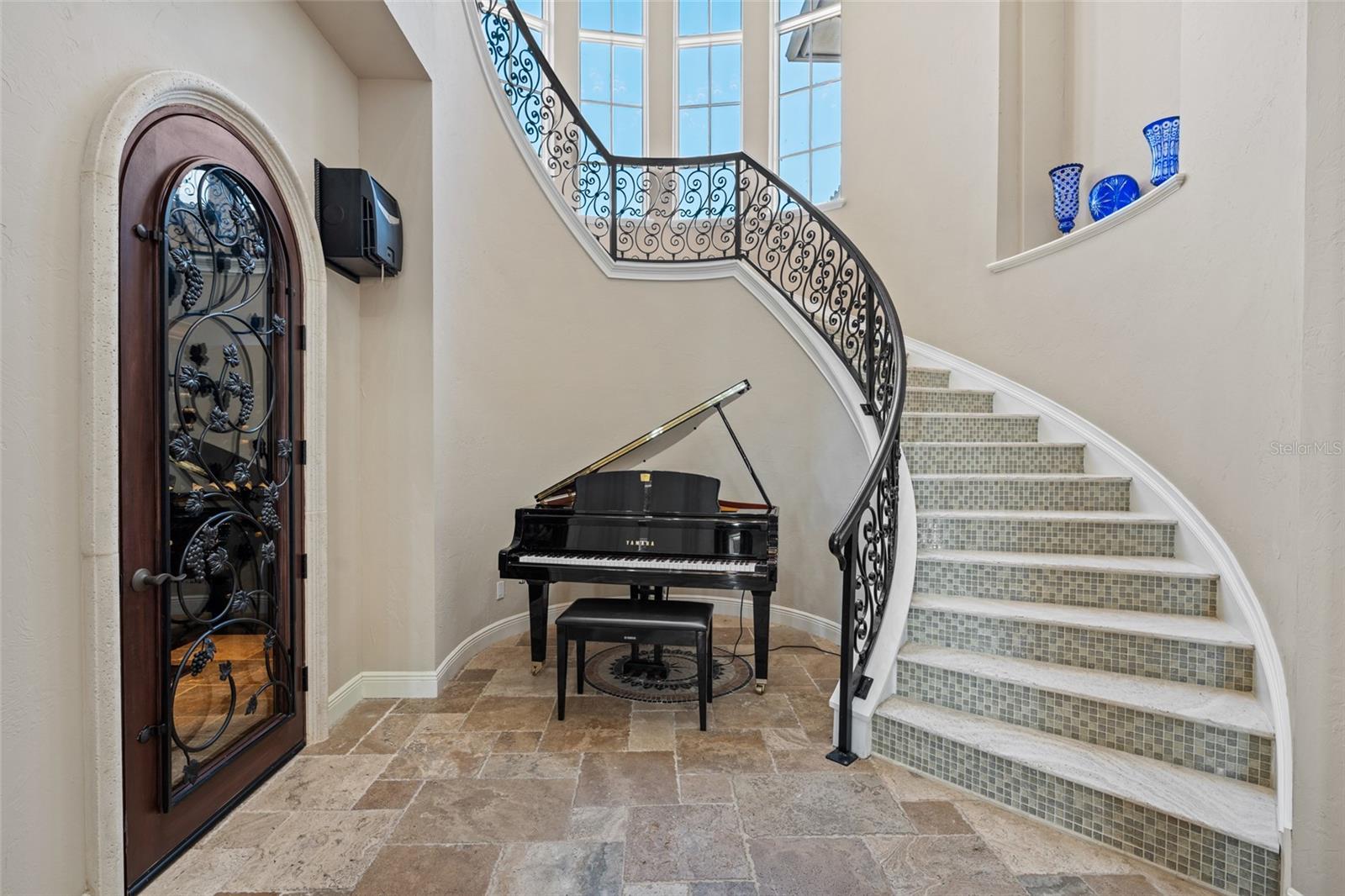 C7509086 Property Photo