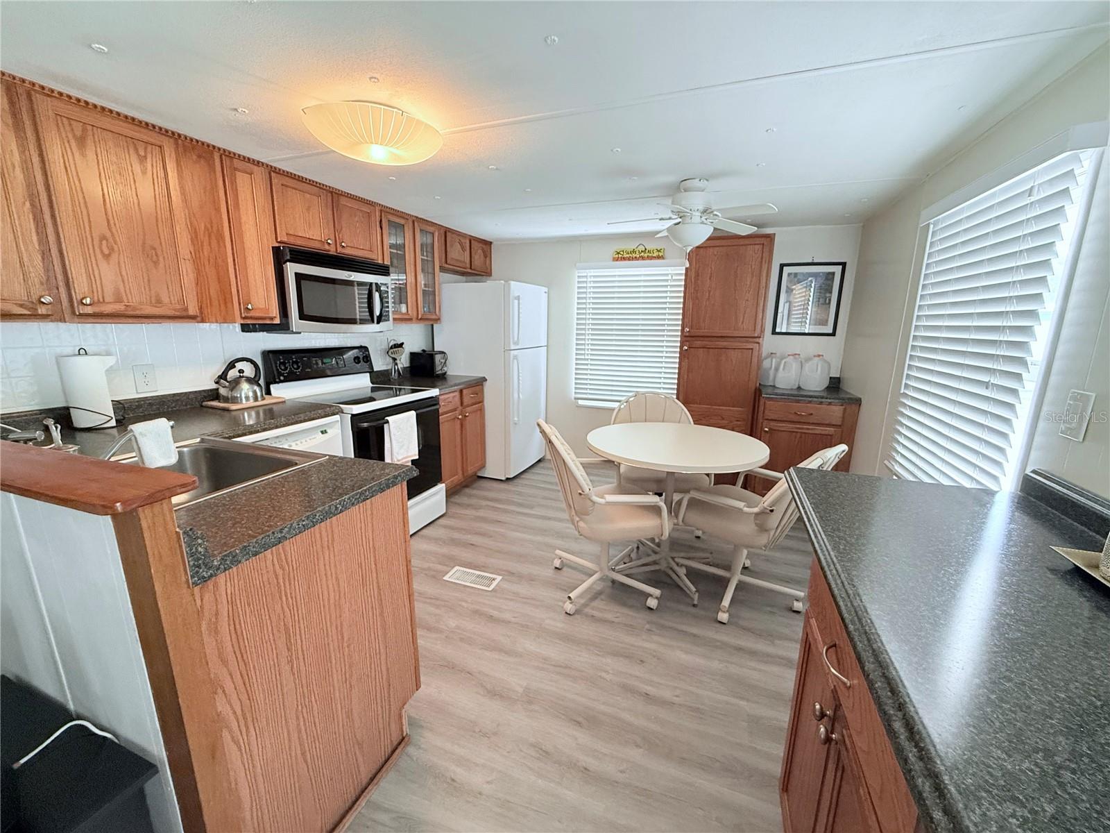 385 HOLIDAY PARK BLVD NE, PALM BAY, FL, 32907