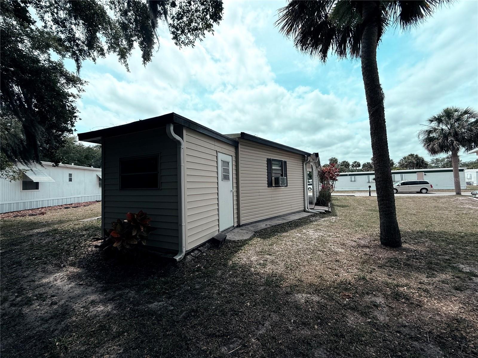 385 HOLIDAY PARK BLVD NE, PALM BAY, FL, 32907