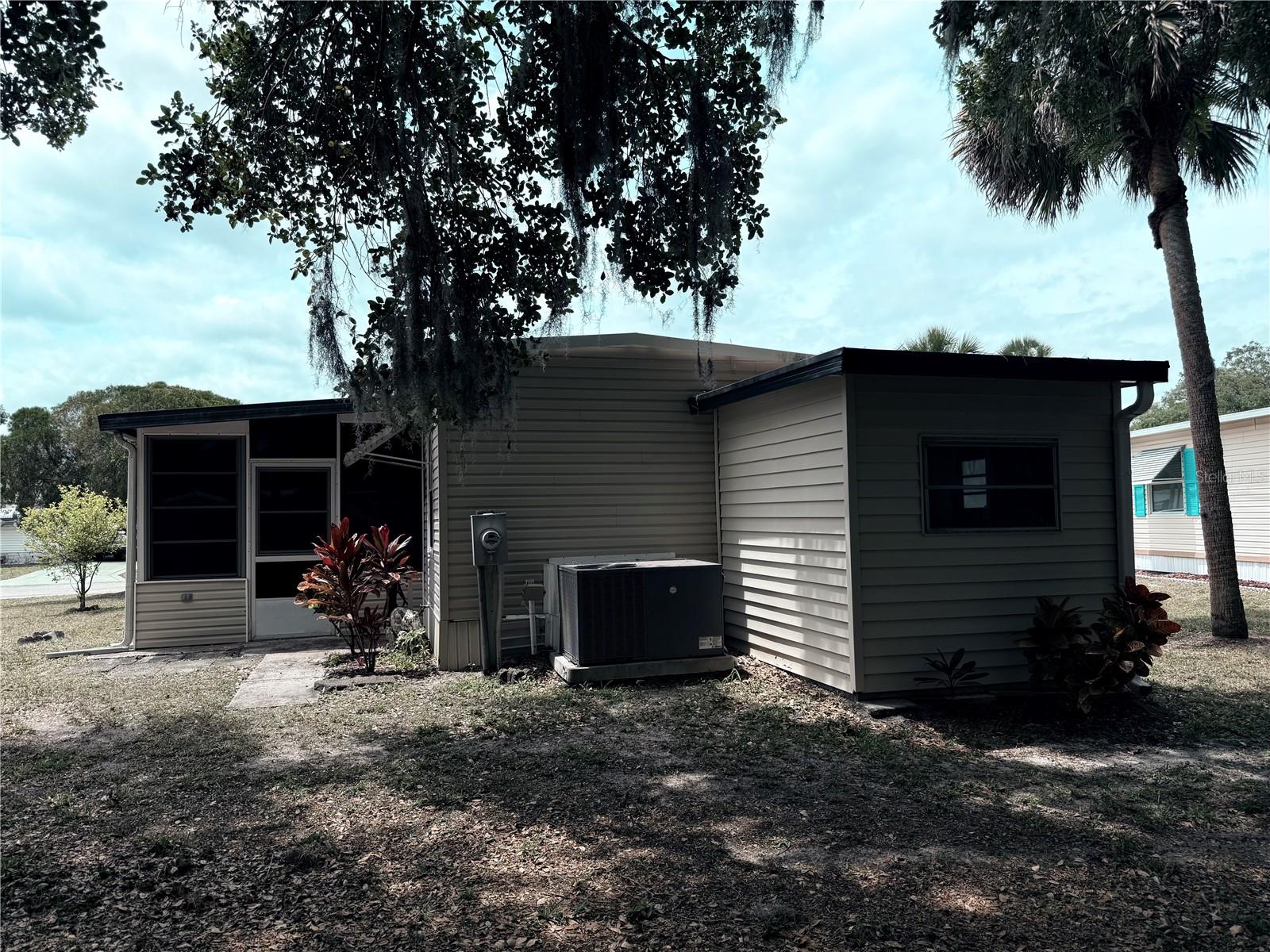 385 HOLIDAY PARK BLVD NE, PALM BAY, FL, 32907