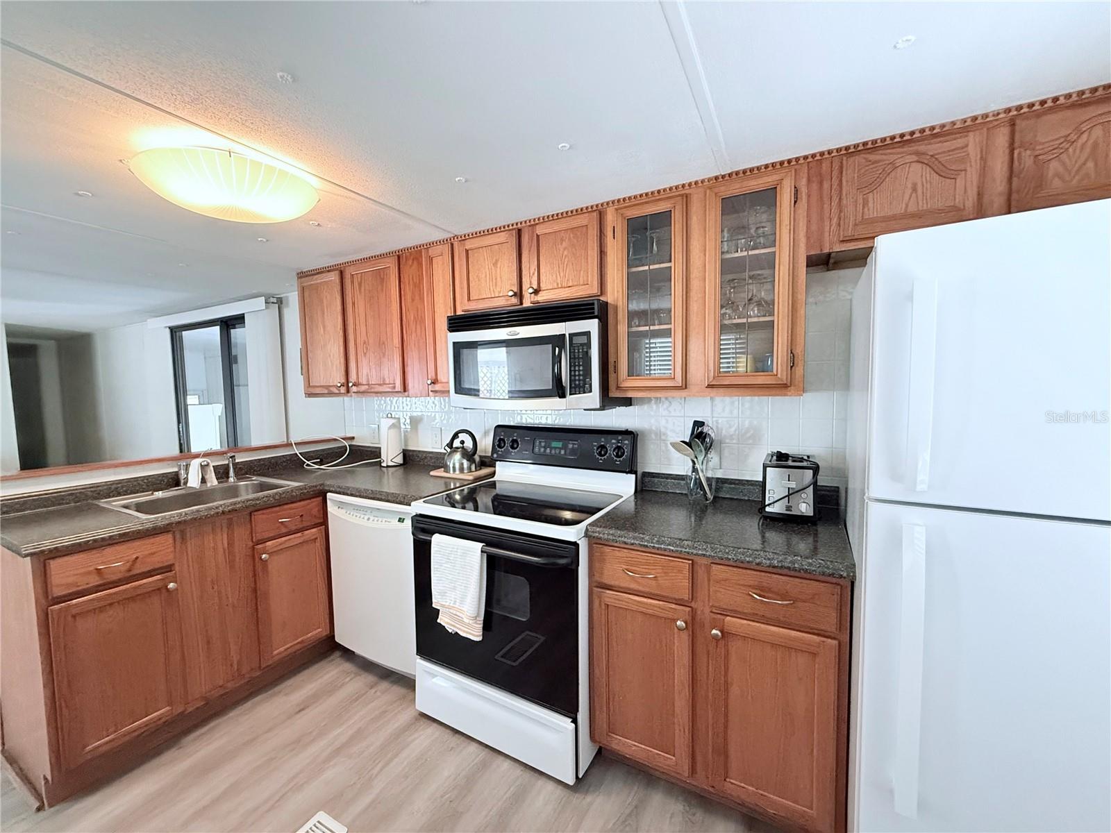 385 HOLIDAY PARK BLVD NE, PALM BAY, FL, 32907