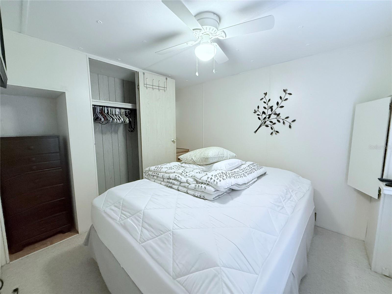 385 HOLIDAY PARK BLVD NE, PALM BAY, FL, 32907