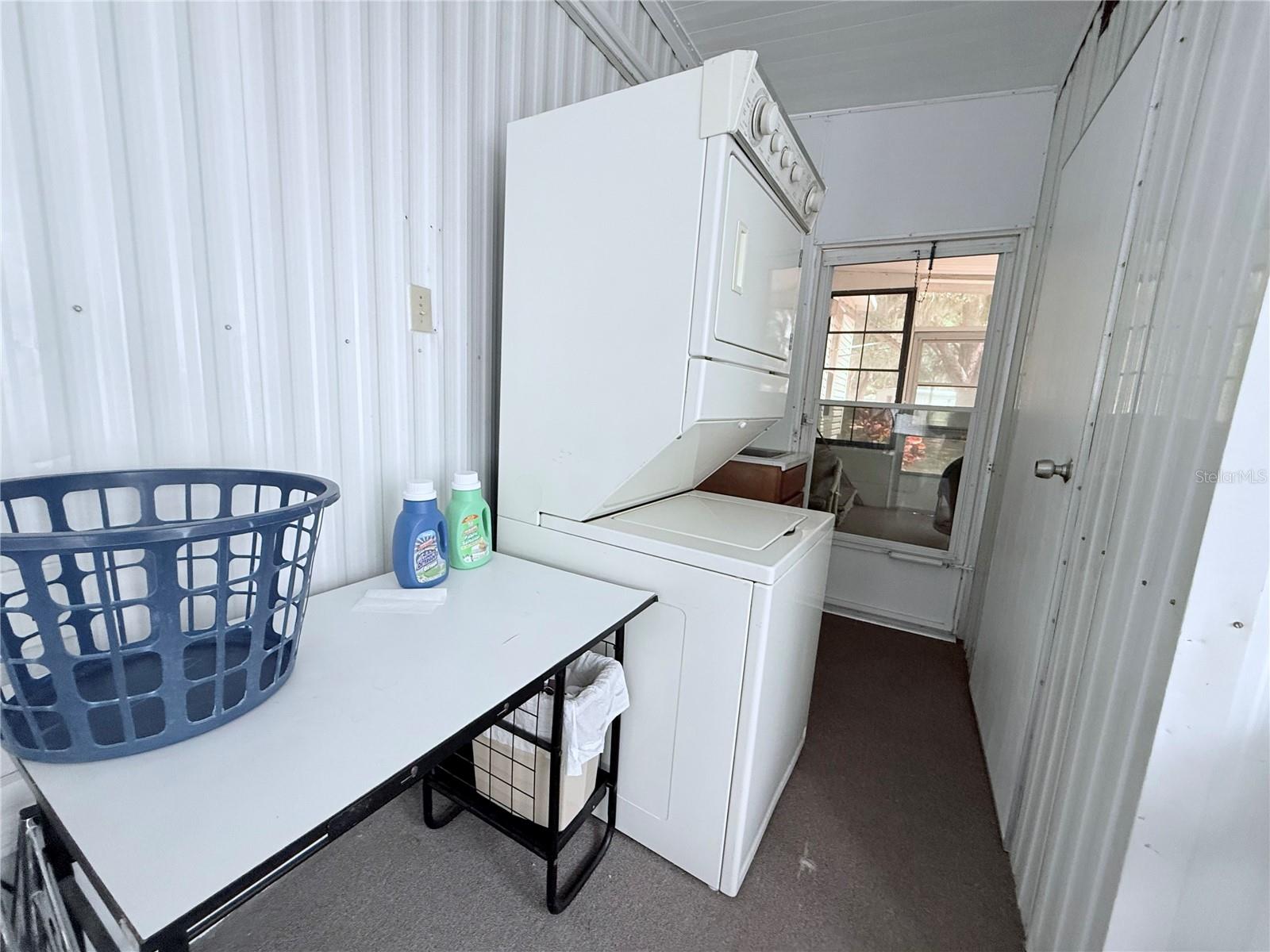 385 HOLIDAY PARK BLVD NE, PALM BAY, FL, 32907