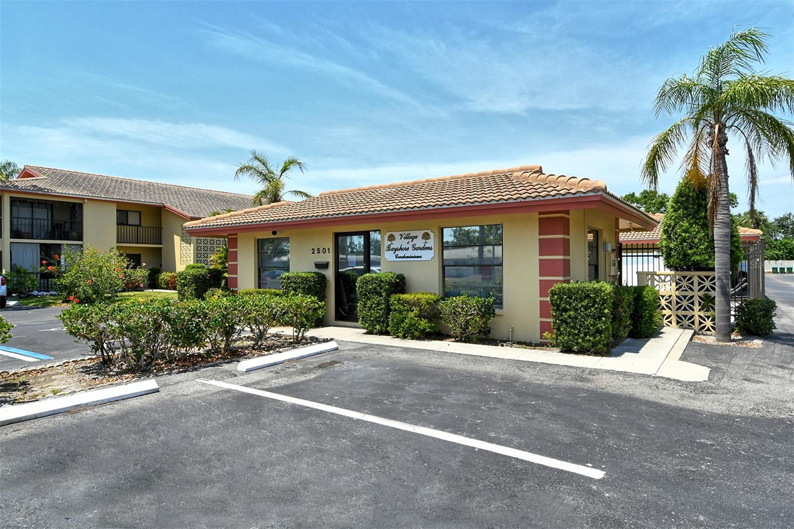 2531 BAYSHORE GARDENS PKWY #28, BRADENTON, FL, 34207