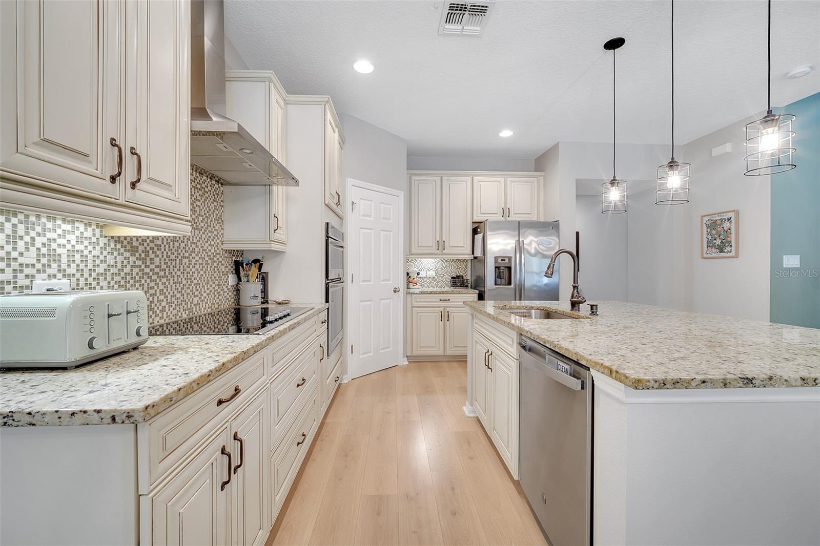 14883 GOLDEN SUNBURST AVE, ORLANDO, FL, 32827