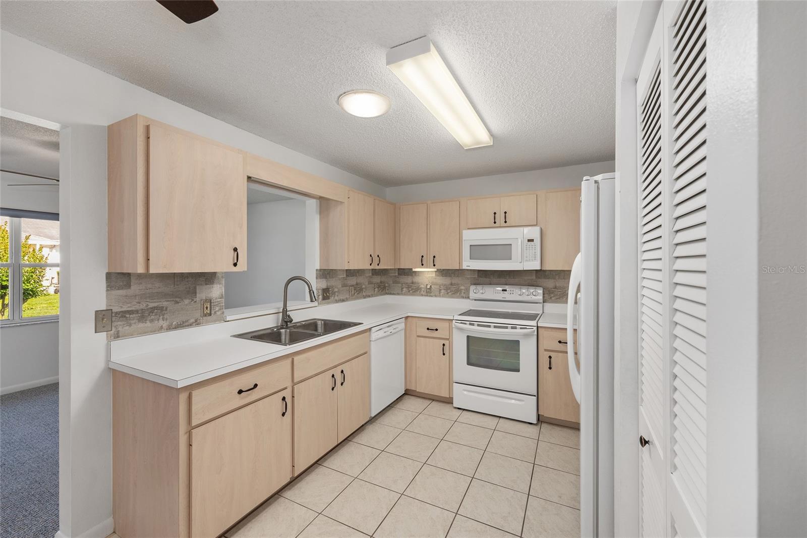 9758 SW 94TH AVE #A, OCALA, FL, 34481