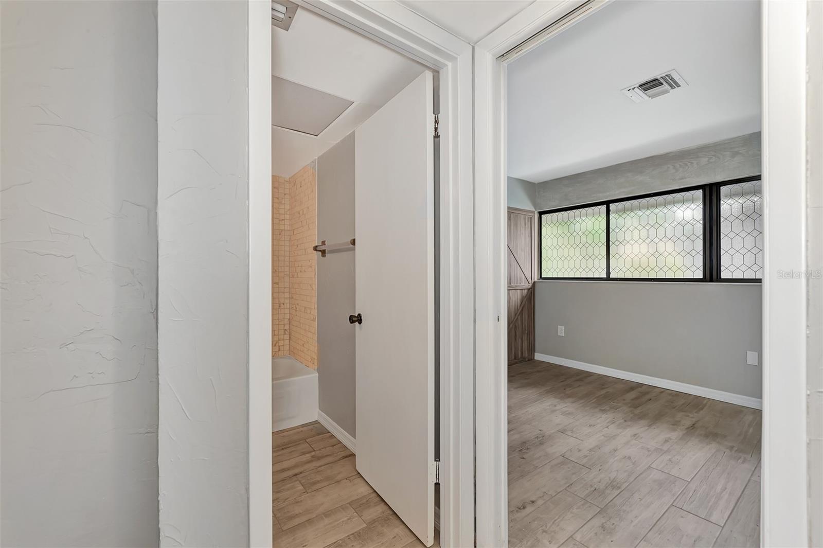 3553 LONGMEADOW #27, SARASOTA, FL, 34235