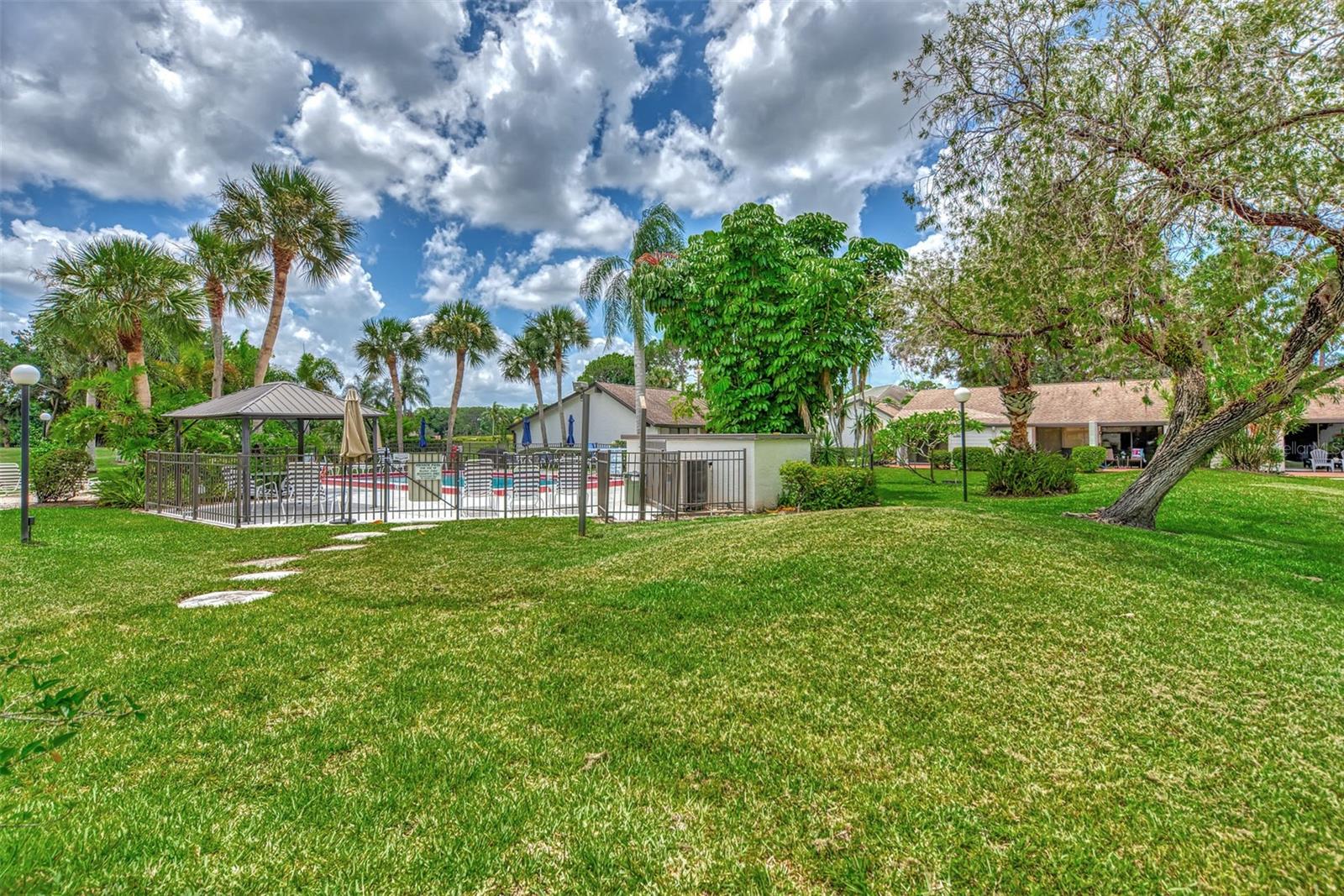 3553 LONGMEADOW #27, SARASOTA, FL, 34235