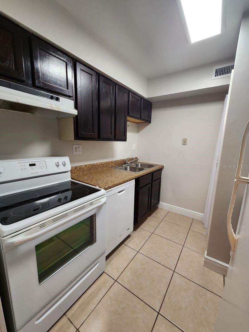 7429 DANIEL WEBSTER DR #B-15C, WINTER PARK, FL, 32792