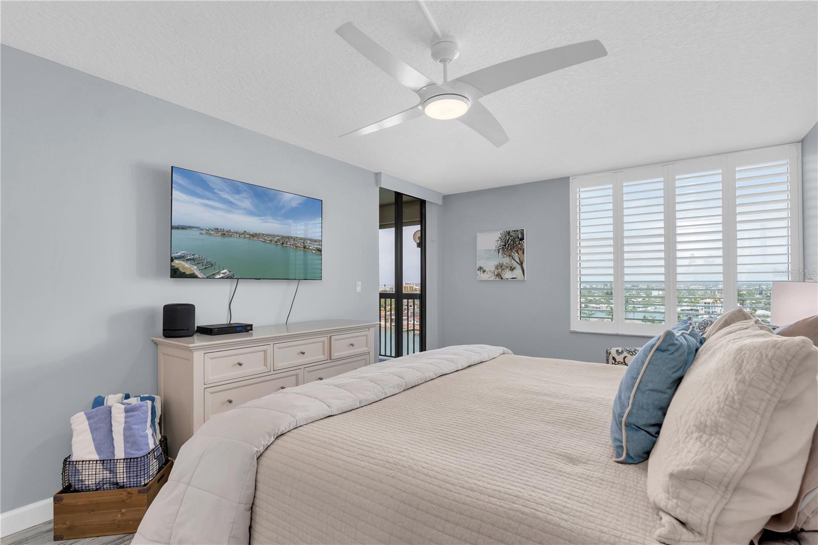 9495 BLIND PASS RD #907, ST PETE BEACH, FL, 33706