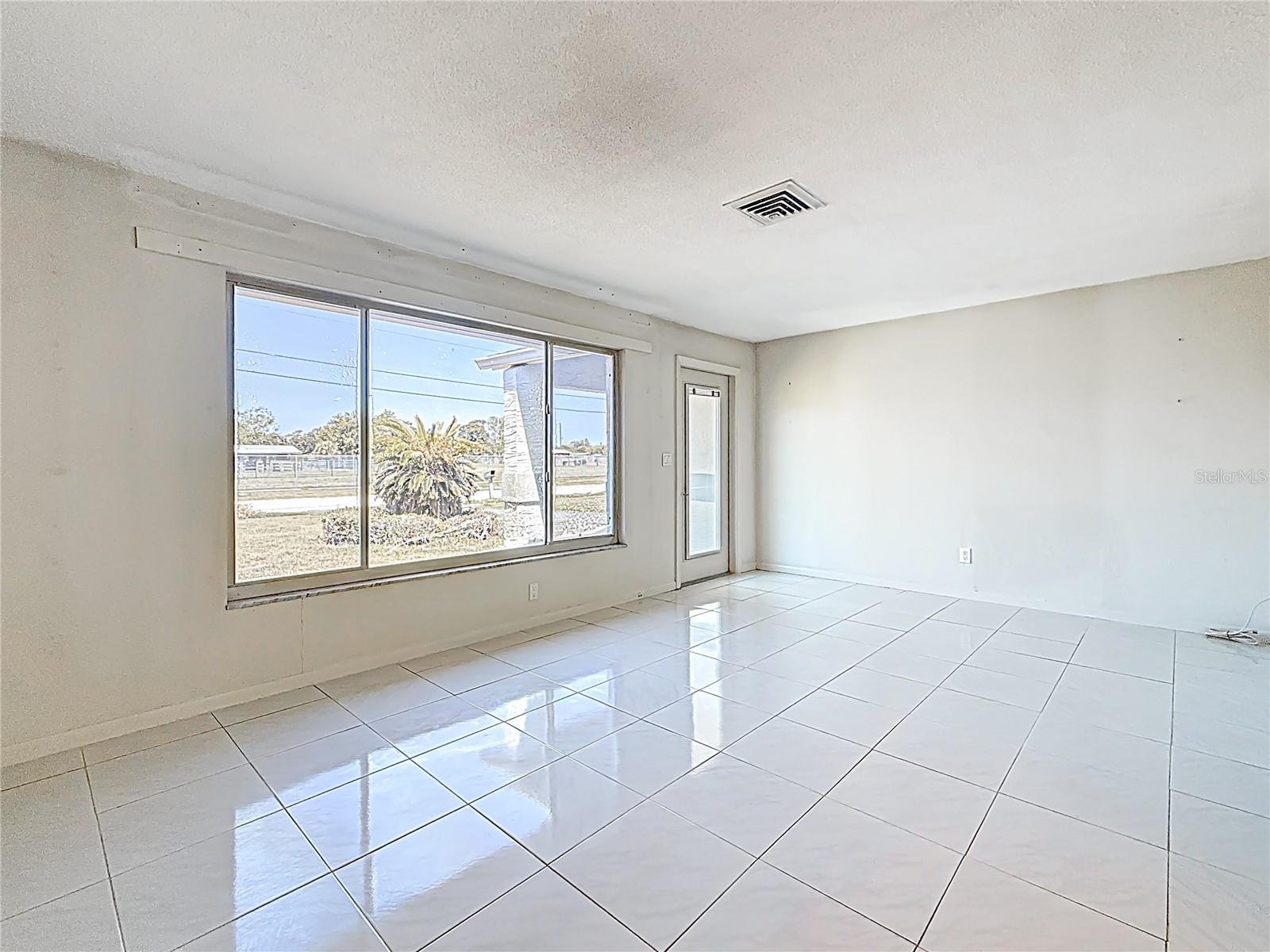 8899 125TH ST, SEMINOLE, FL, 33772