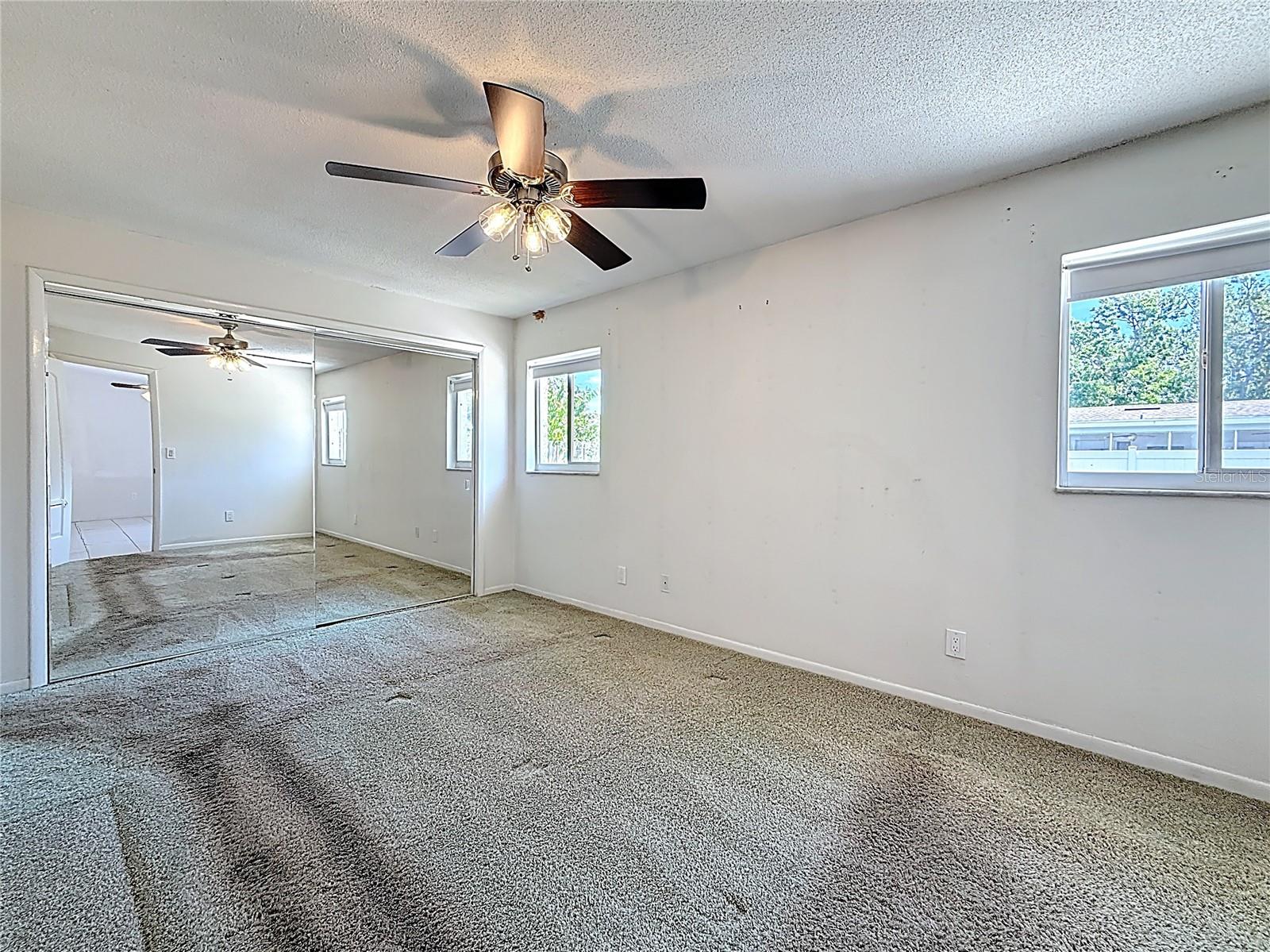 8899 125TH ST, SEMINOLE, FL, 33772