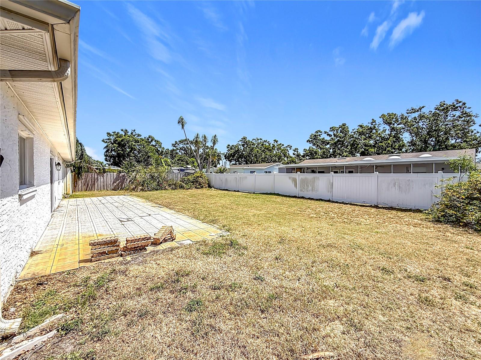 8899 125TH ST, SEMINOLE, FL, 33772