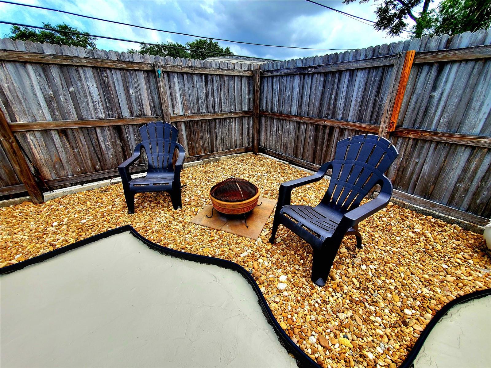 2172 UNIVERSITY DR S, CLEARWATER, FL, 33764