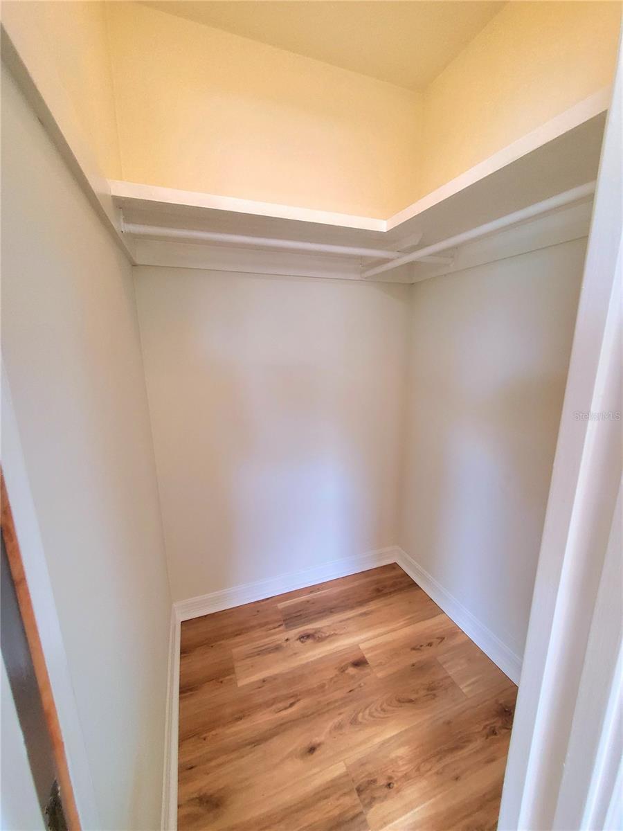 2172 UNIVERSITY DR S, CLEARWATER, FL, 33764