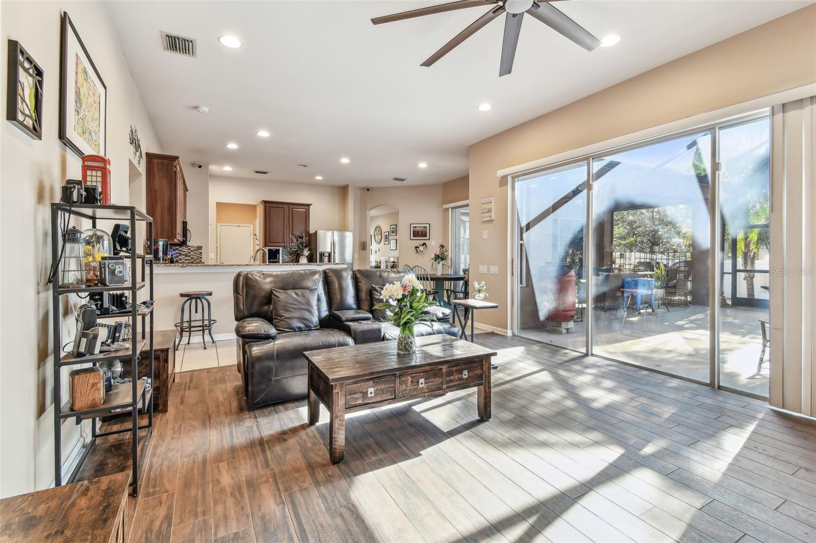 1939 HEARTLAND CIR, VALRICO, FL, 33594