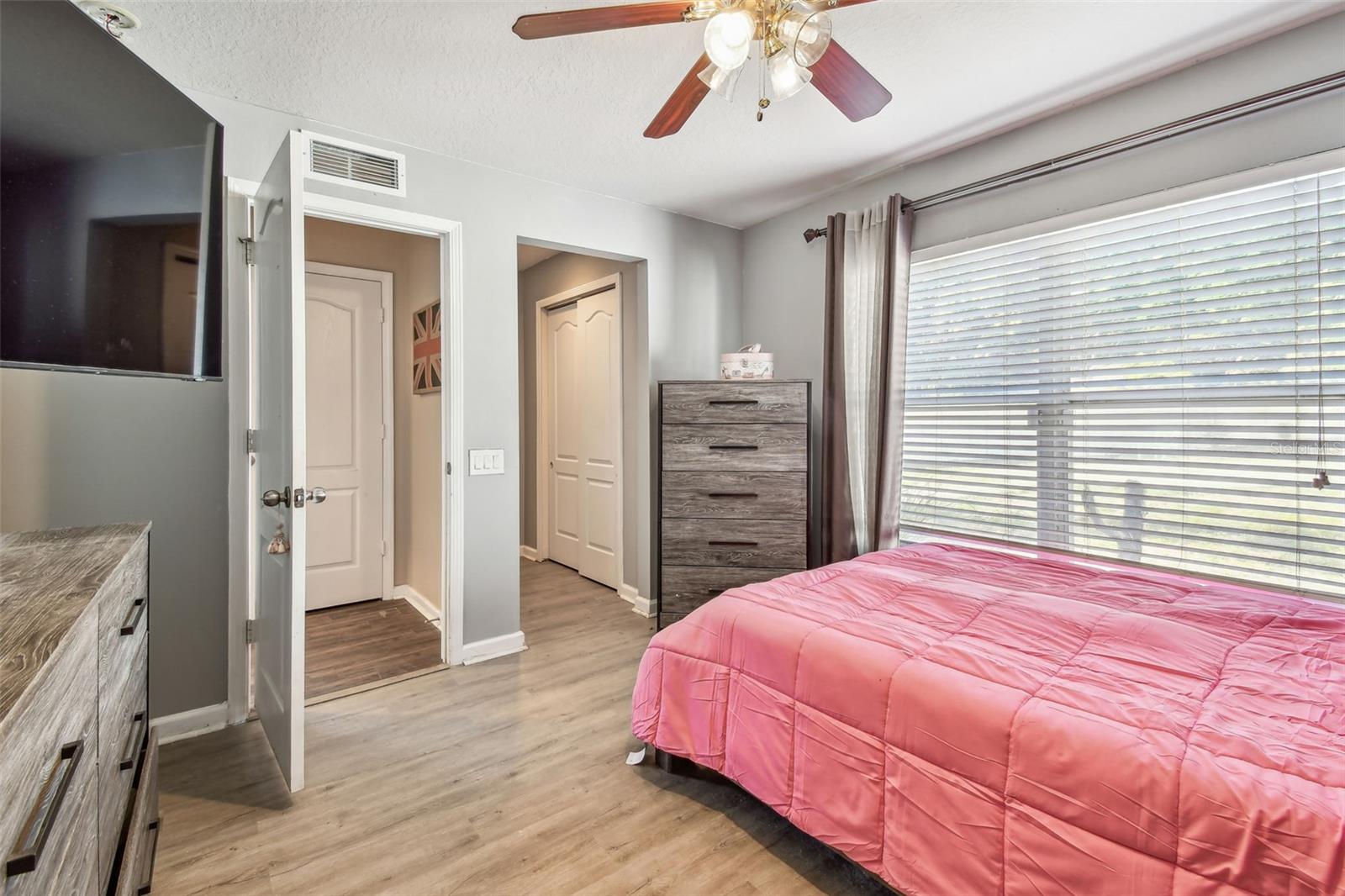 1939 HEARTLAND CIR, VALRICO, FL, 33594