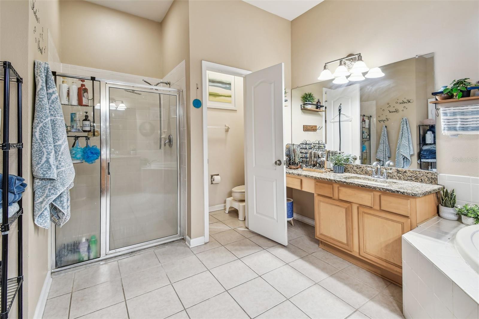 1939 HEARTLAND CIR, VALRICO, FL, 33594