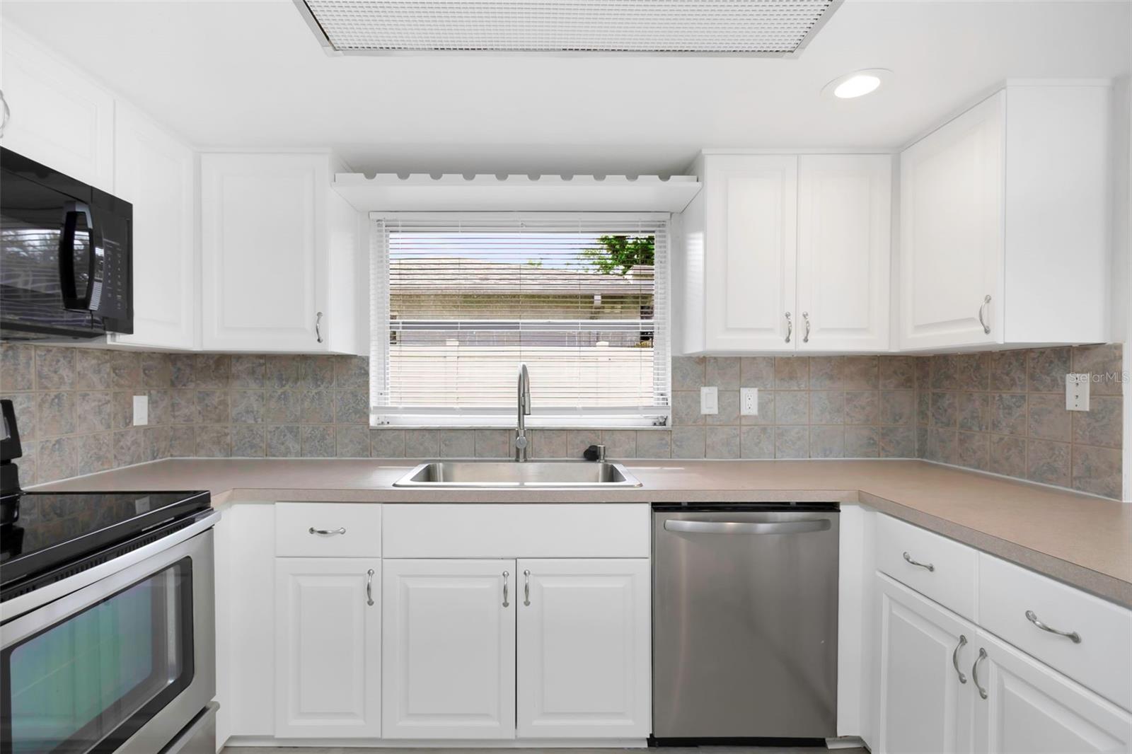 105 TIMBERVIEW DR, SAFETY HARBOR, FL, 34695