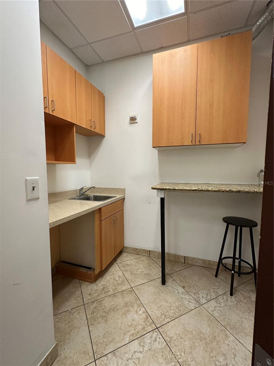 6000 TURKEY LAKE RD #111, ORLANDO, FL, 32819