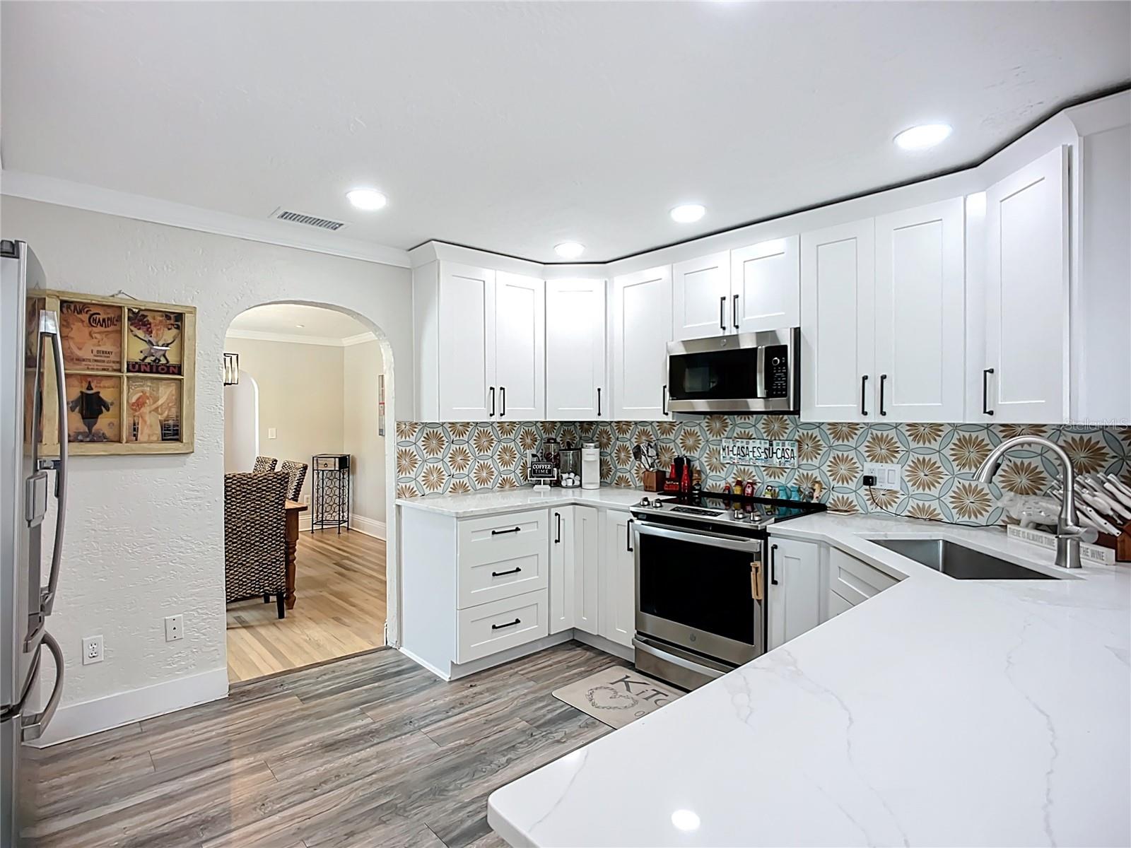 4231 8TH ST N, ST PETERSBURG, FL, 33703