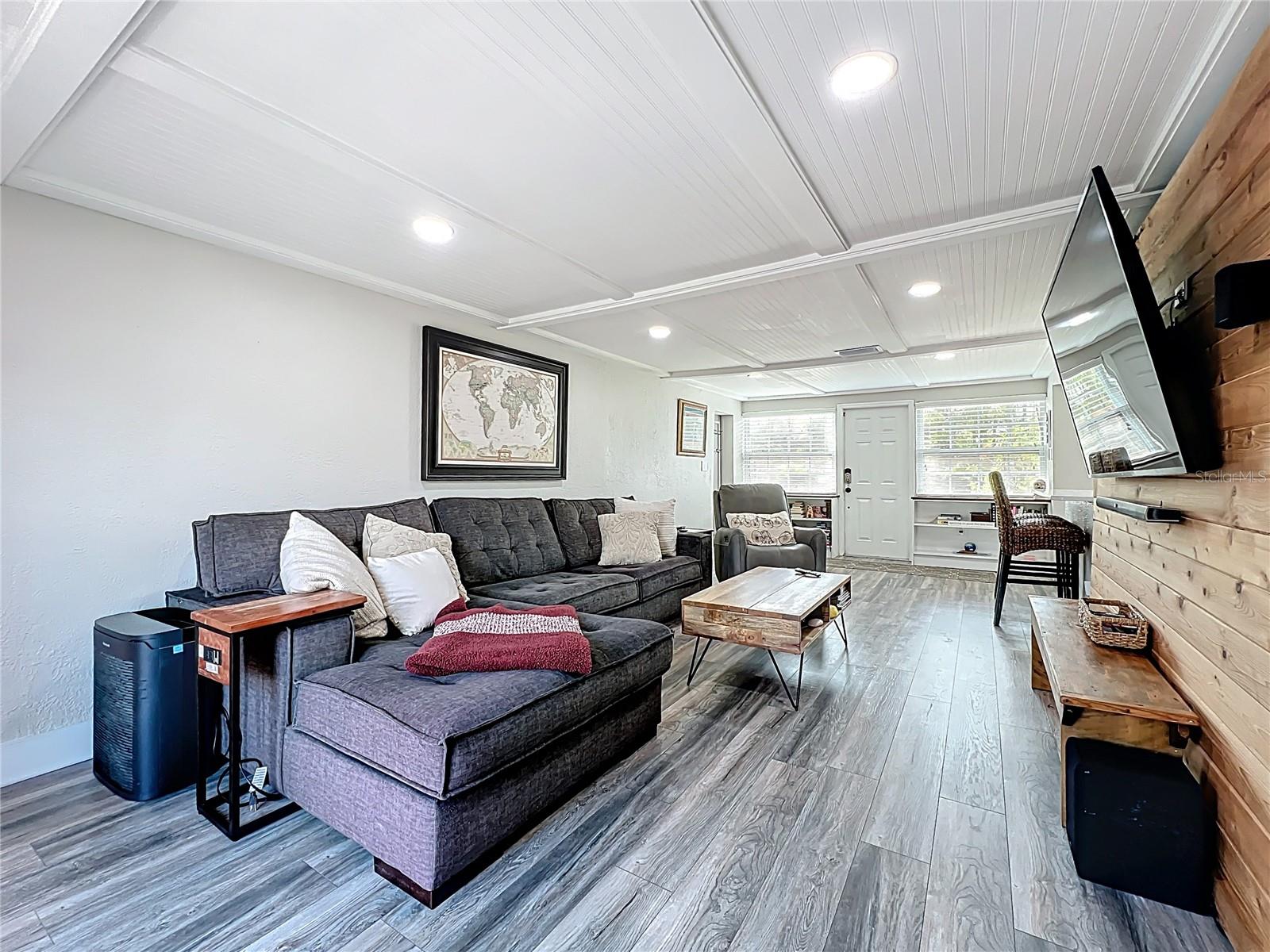 4231 8TH ST N, ST PETERSBURG, FL, 33703