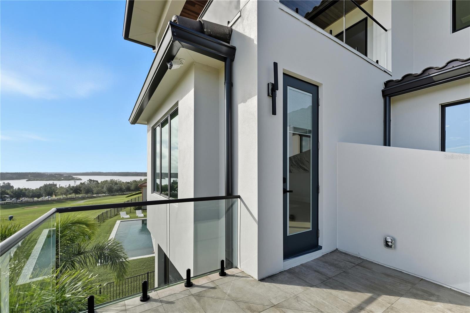 G5096242 Property Photo