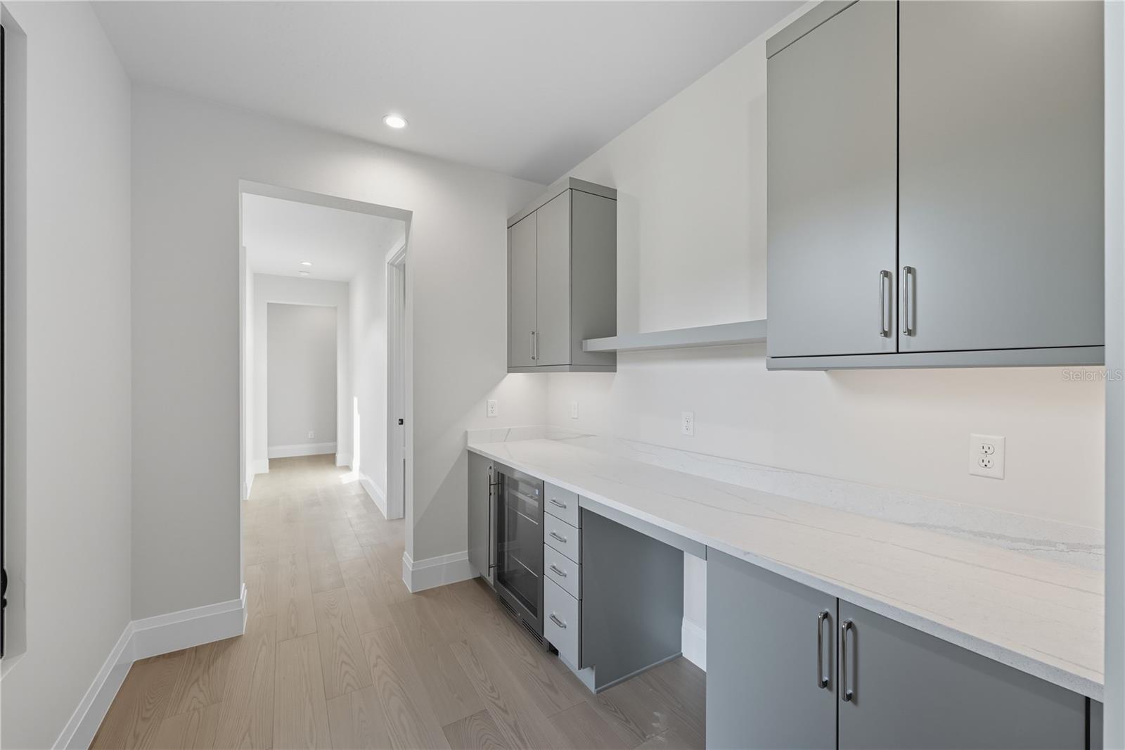 G5096242 Property Photo