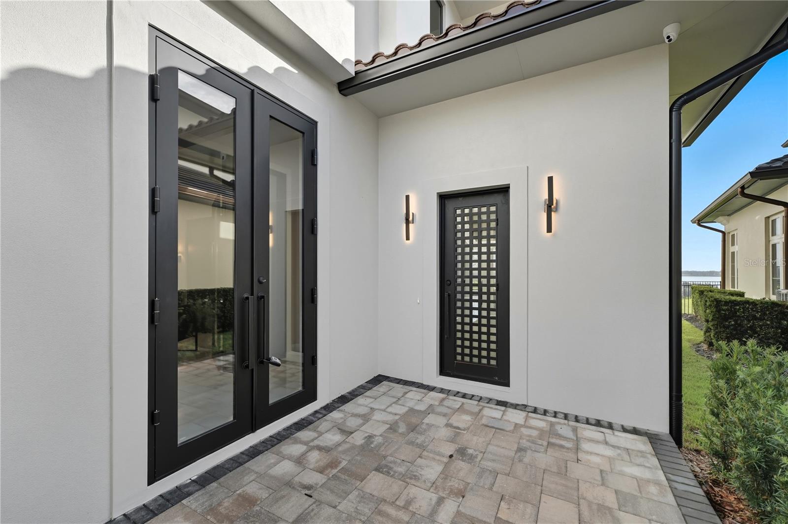 G5096242 Property Photo