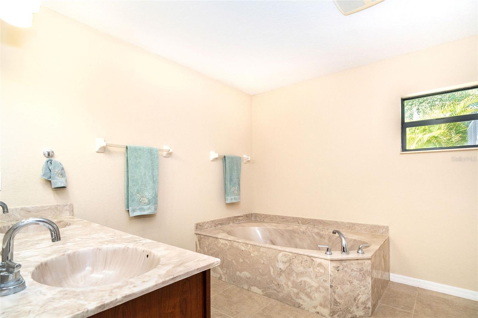 3593 BIRMINGHAM LN, NORTH PORT, FL, 34288