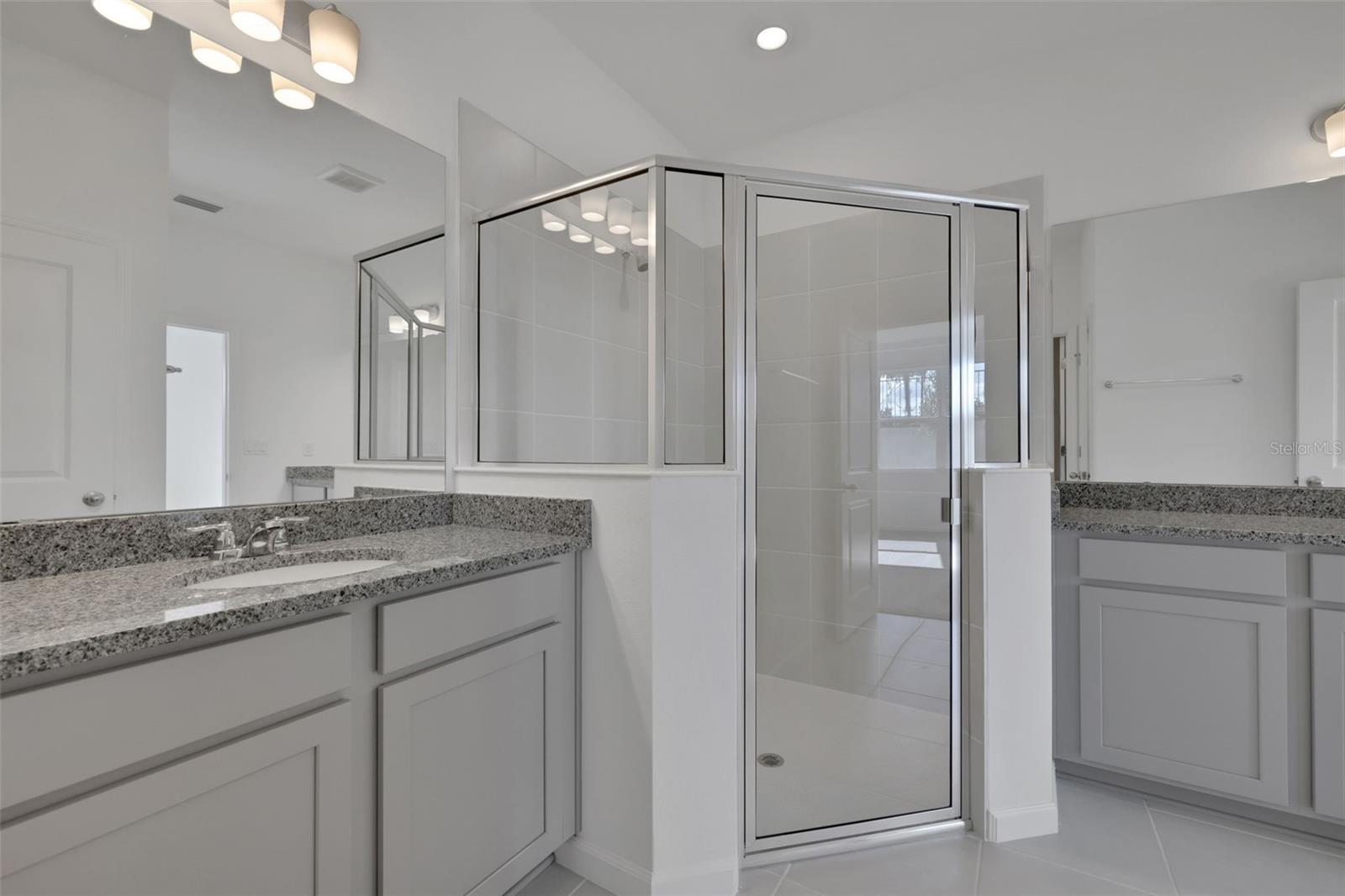 2953 SUPERMARINE RD, TAVARES, FL, 32778