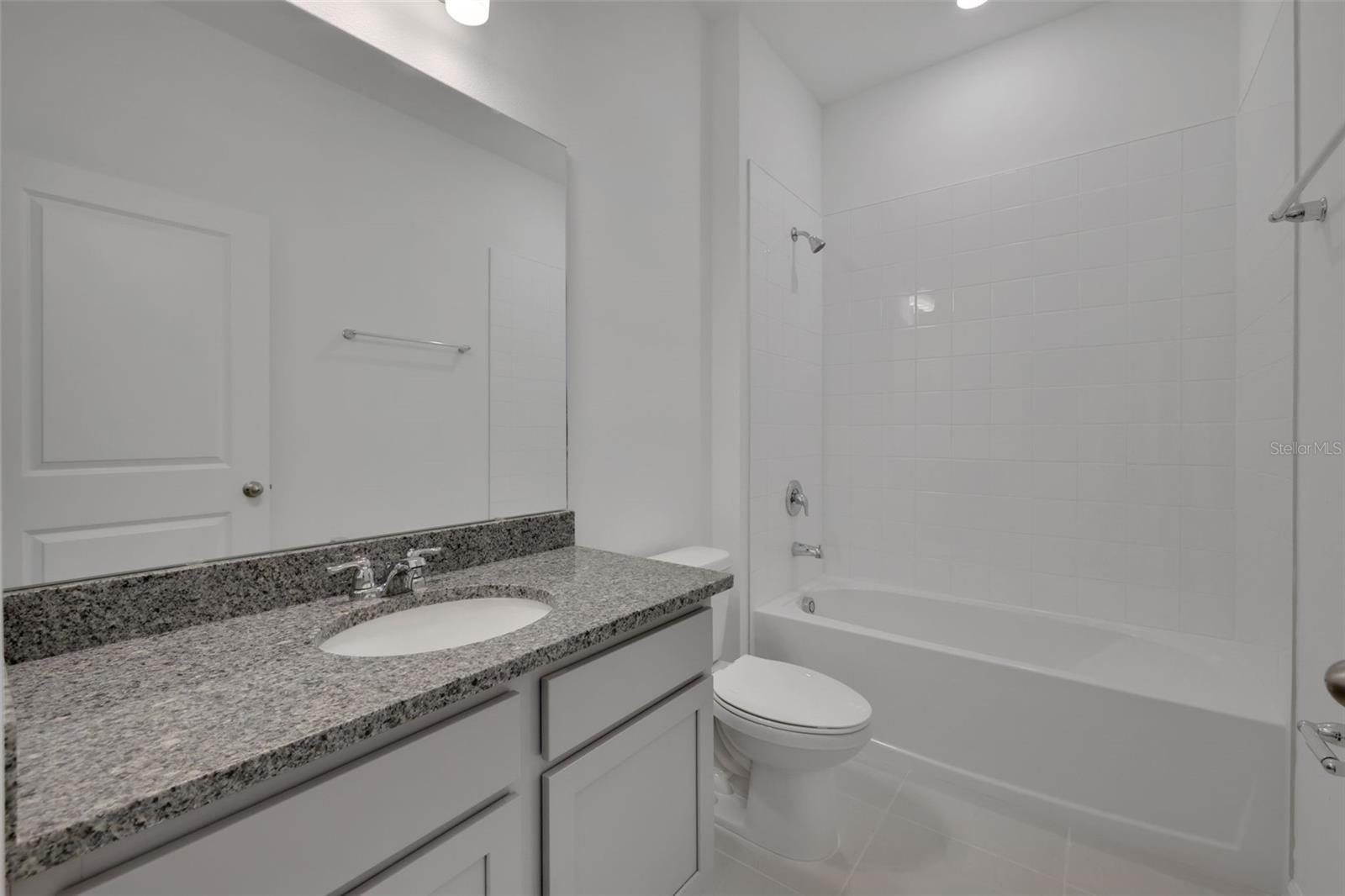 2953 SUPERMARINE RD, TAVARES, FL, 32778