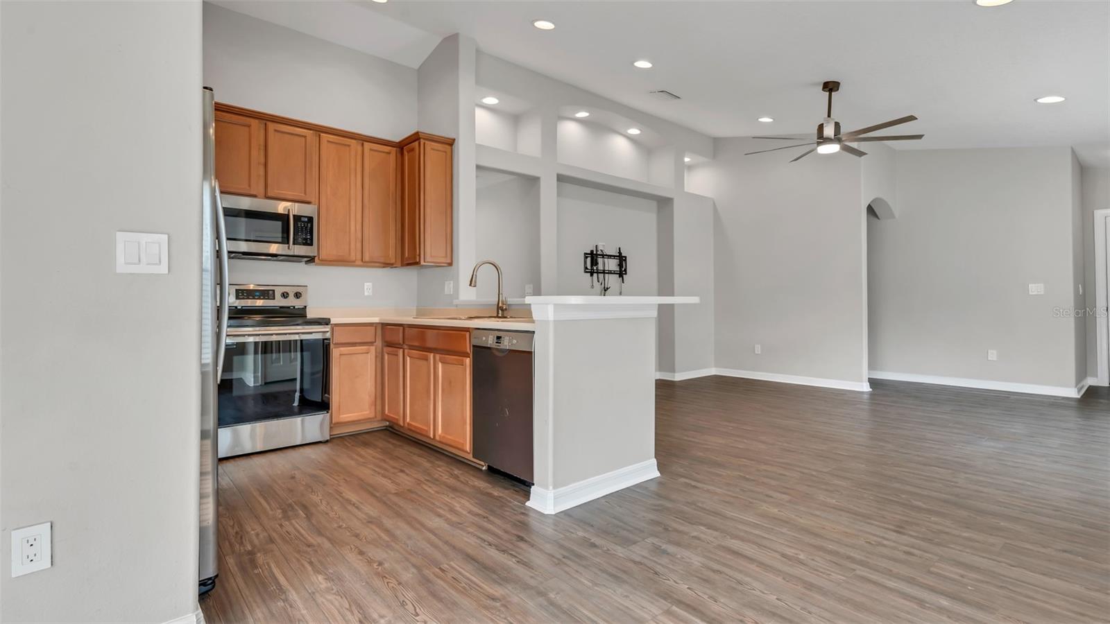 9253 BEAUFORT CT, NEW PORT RICHEY, FL, 34654