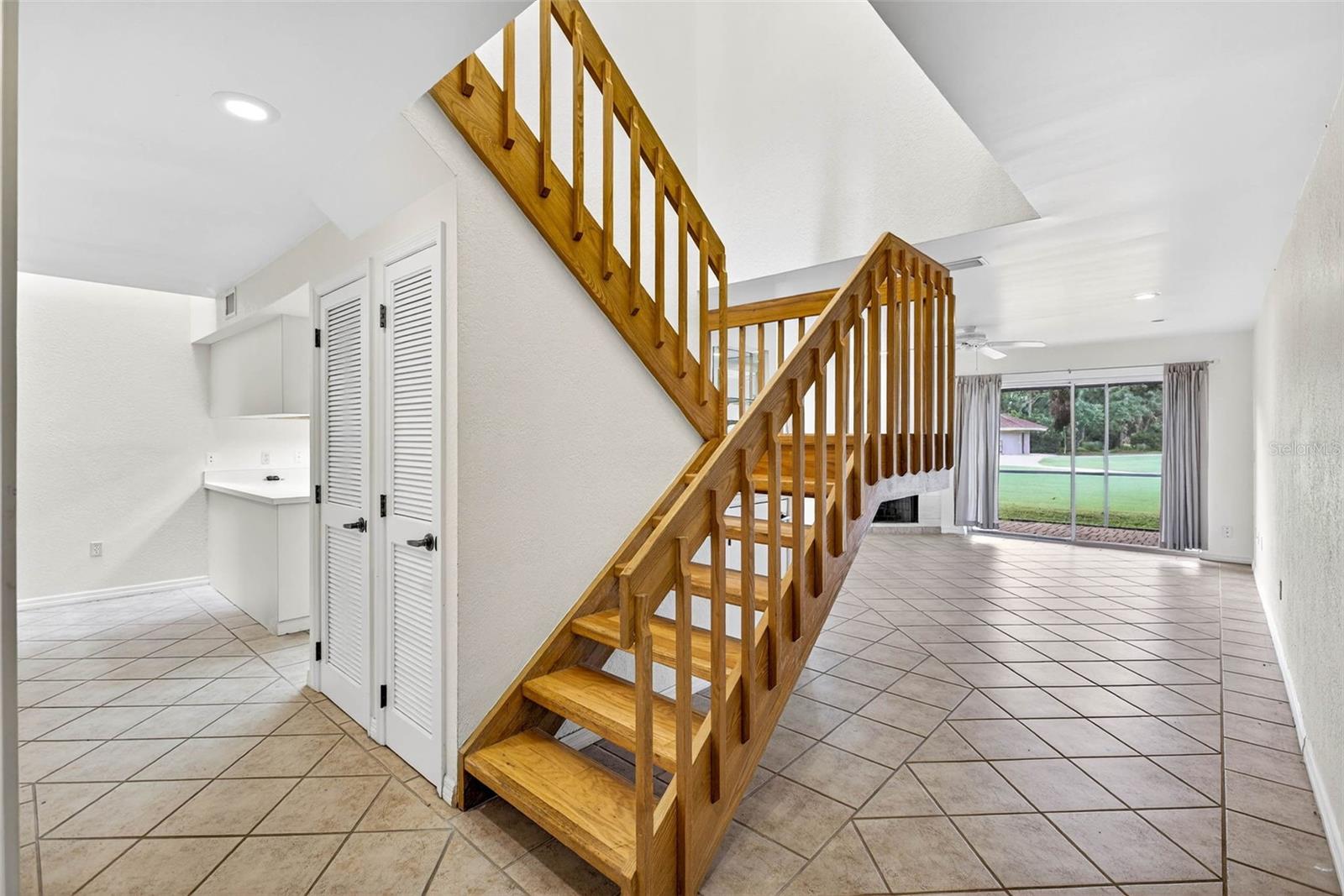 14856 PAR CLUB CIR #14856, TAMPA, FL, 33618