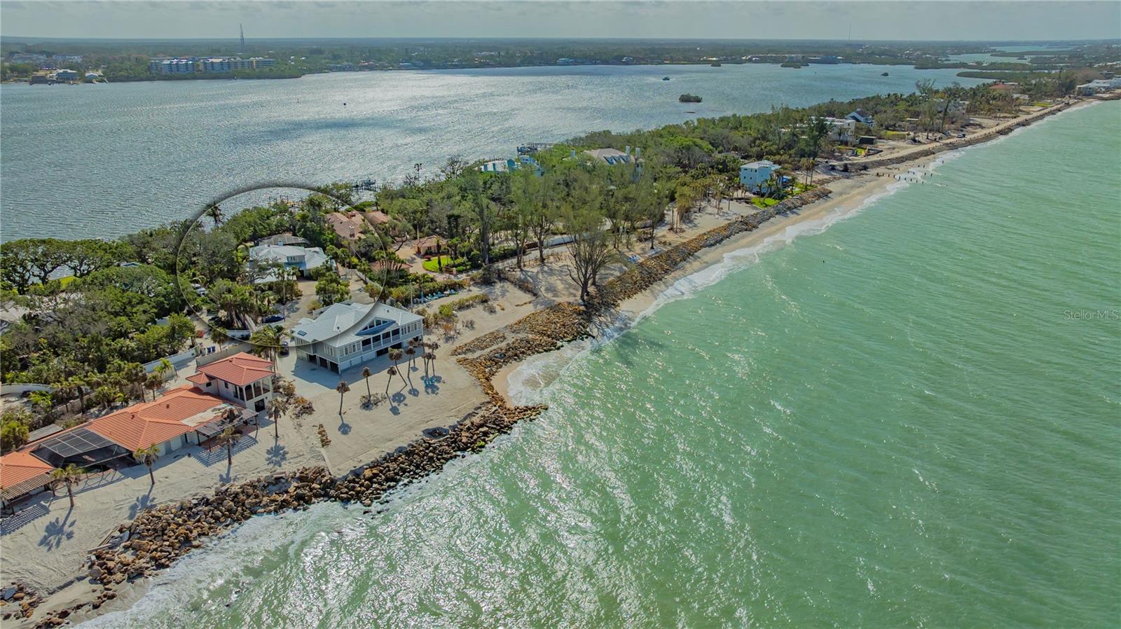 1042 N CASEY KEY RD, OSPREY, FL, 34229