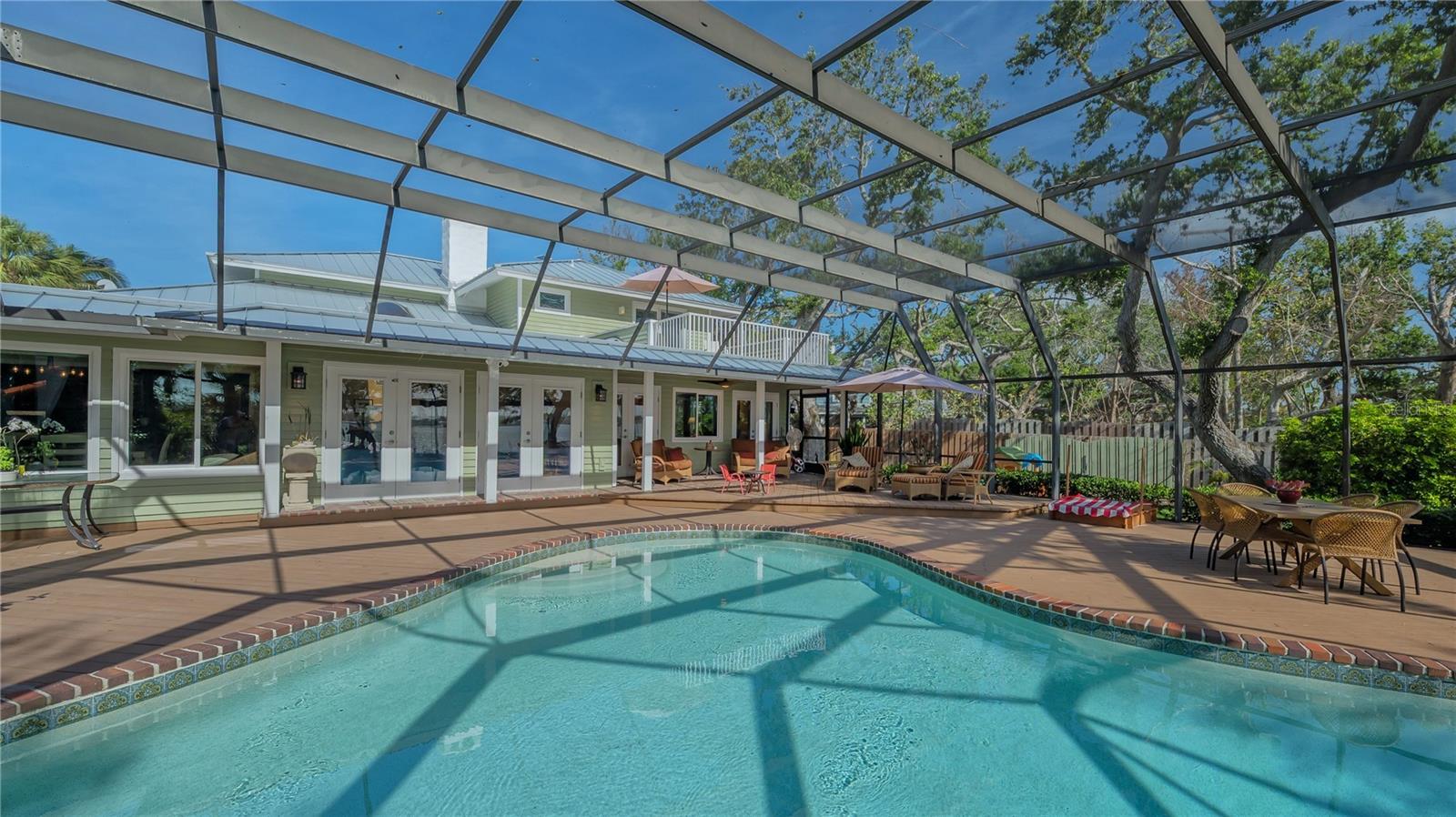 1042 N CASEY KEY RD, OSPREY, FL, 34229