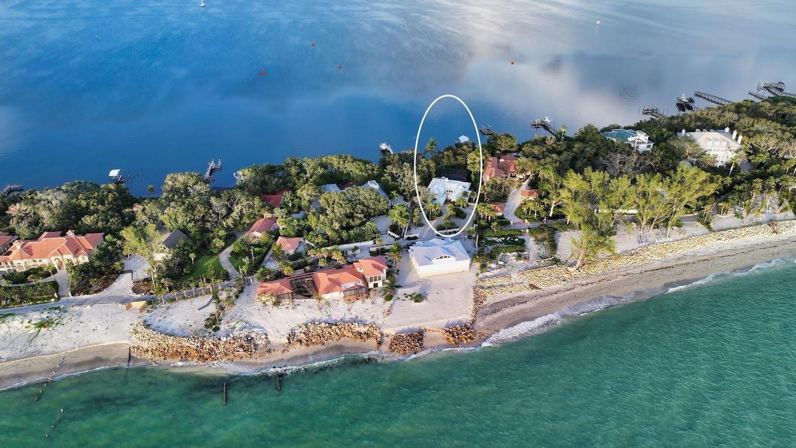 1042 N CASEY KEY RD, OSPREY, FL, 34229