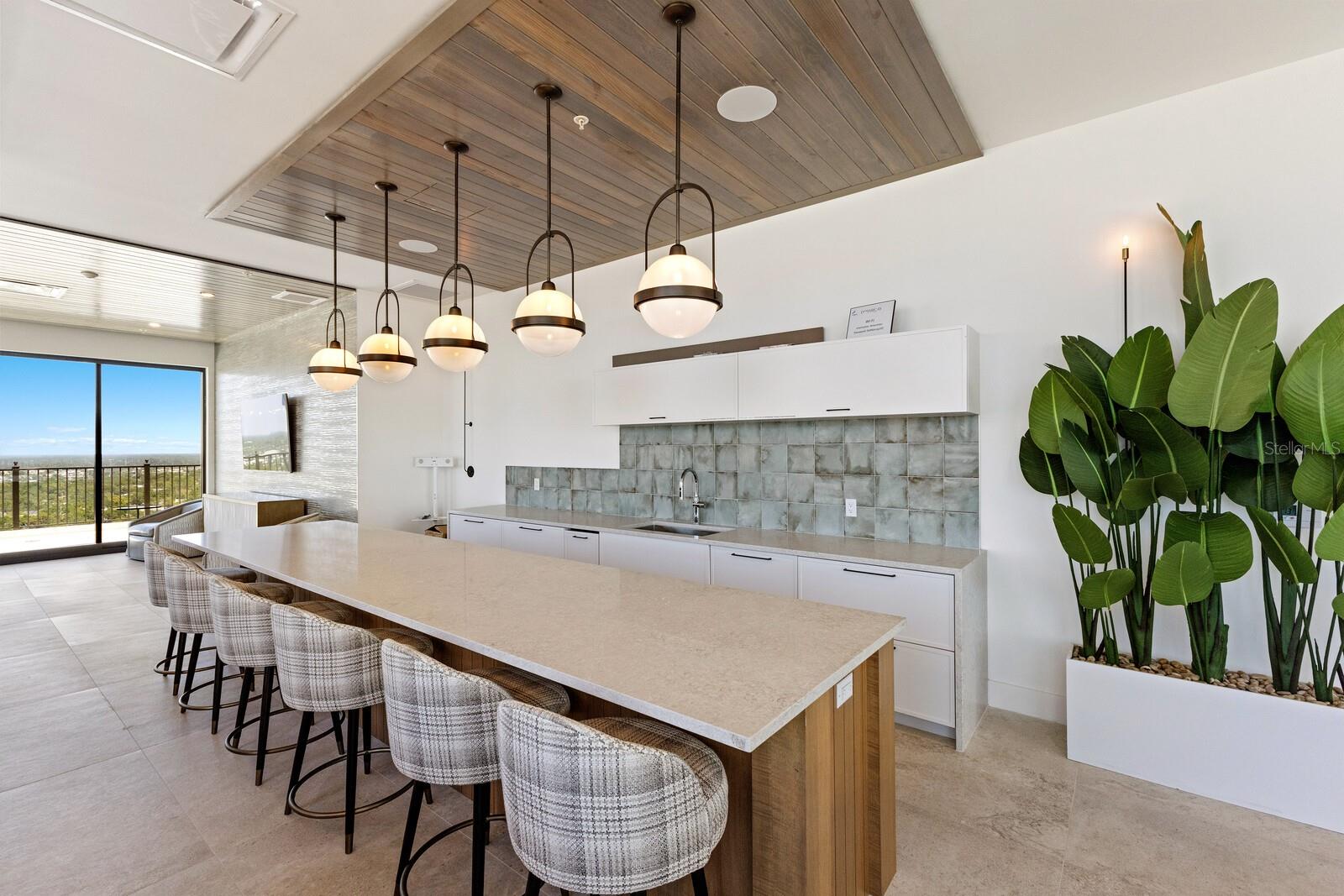 33 S PALM AVE #1001, SARASOTA, FL, 34236