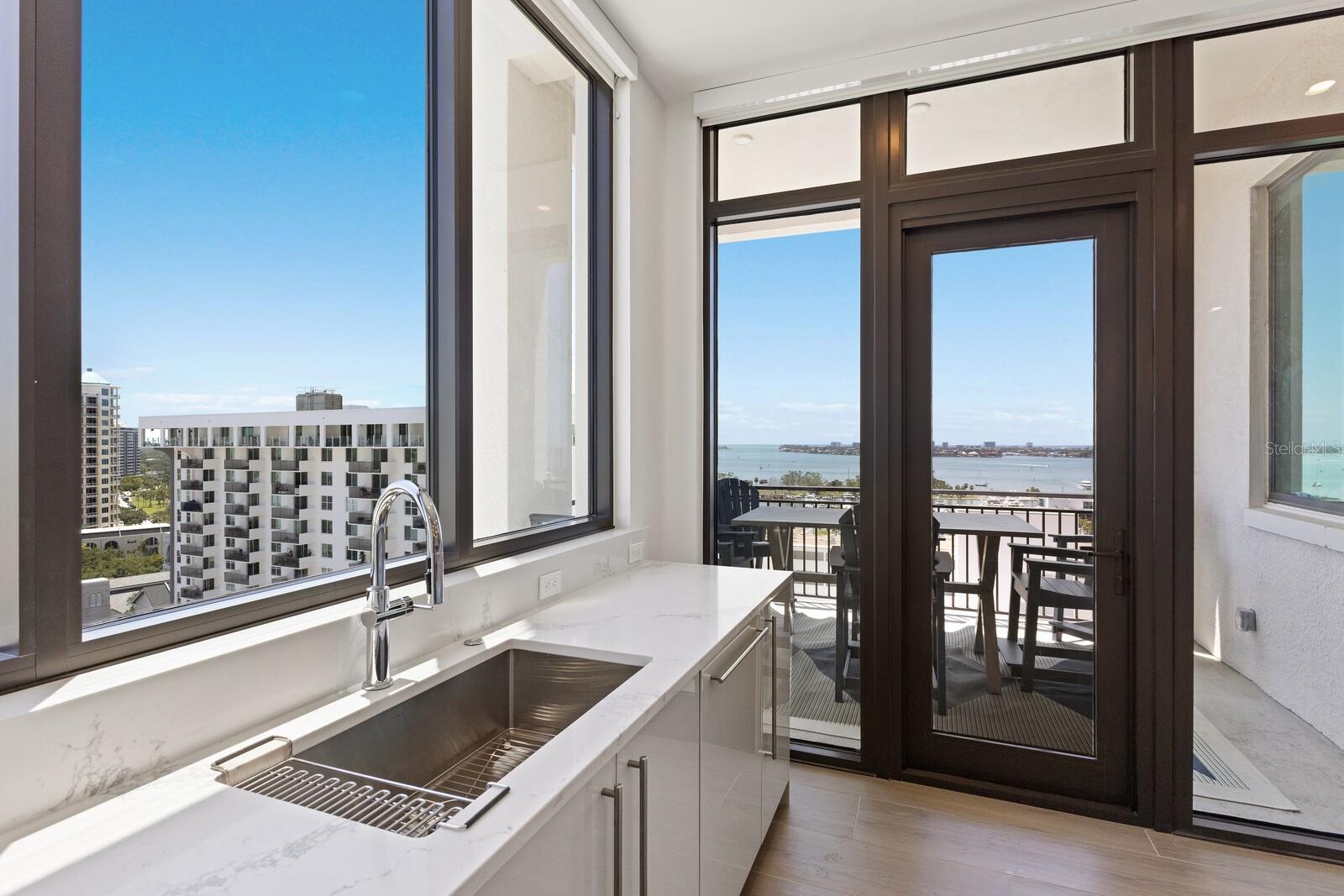 33 S PALM AVE #1001, SARASOTA, FL, 34236