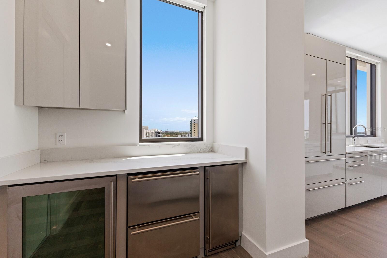 33 S PALM AVE #1001, SARASOTA, FL, 34236