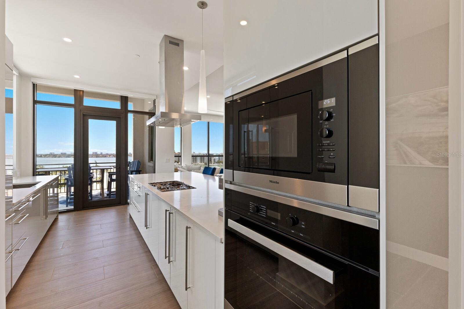 33 S PALM AVE #1001, SARASOTA, FL, 34236