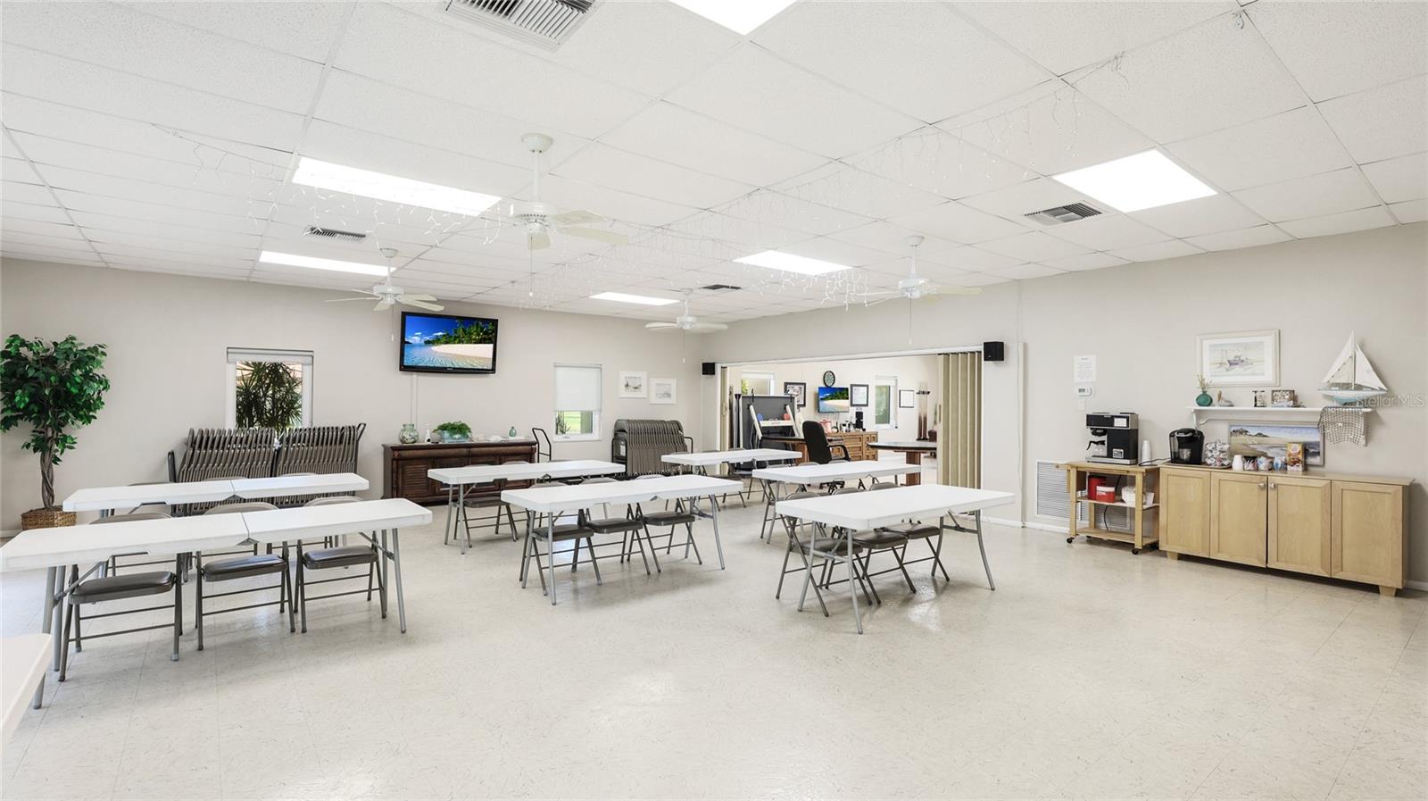 3213 CAMBRIDGE AVE, BRADENTON, FL, 34207