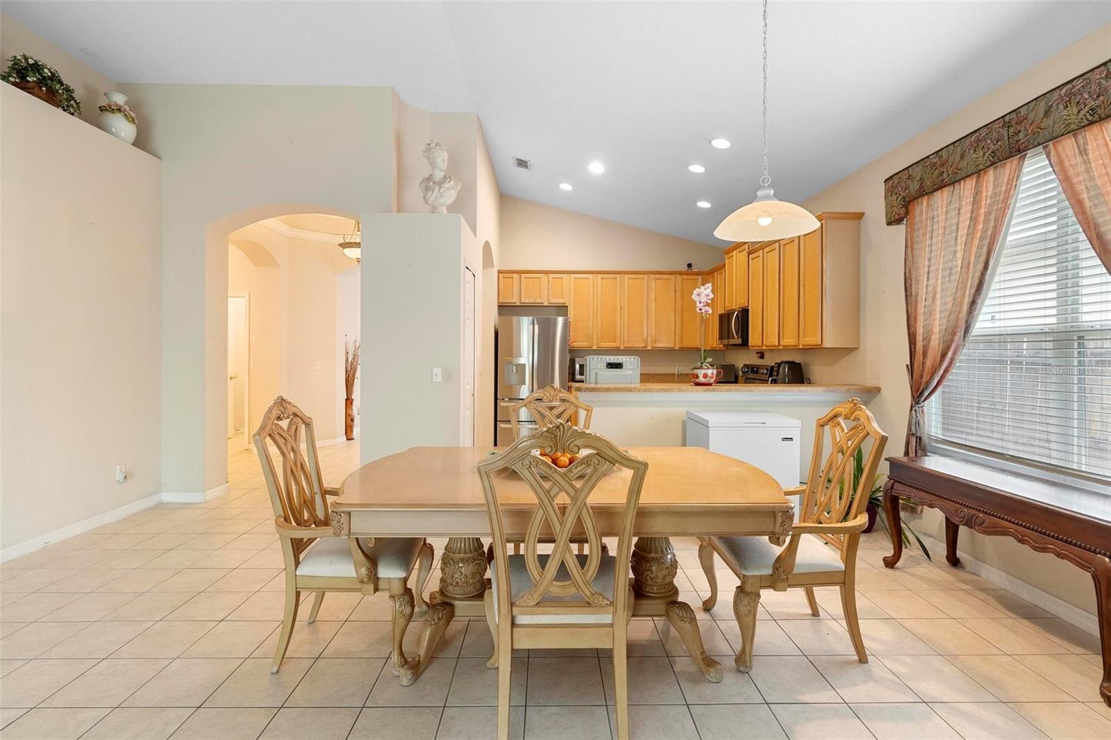 5647 BERWOOD DR, ORLANDO, FL, 32810