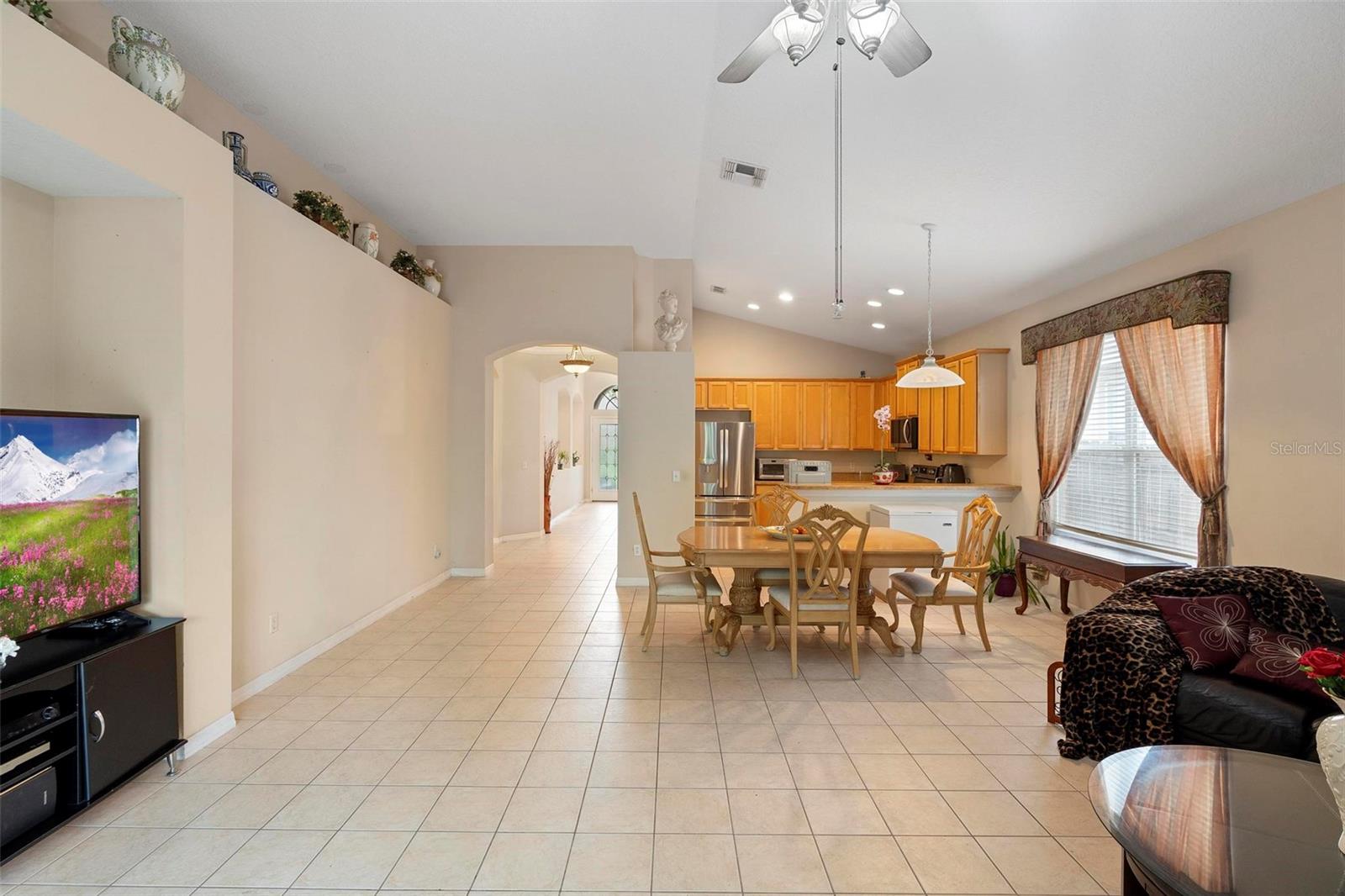 5647 BERWOOD DR, ORLANDO, FL, 32810