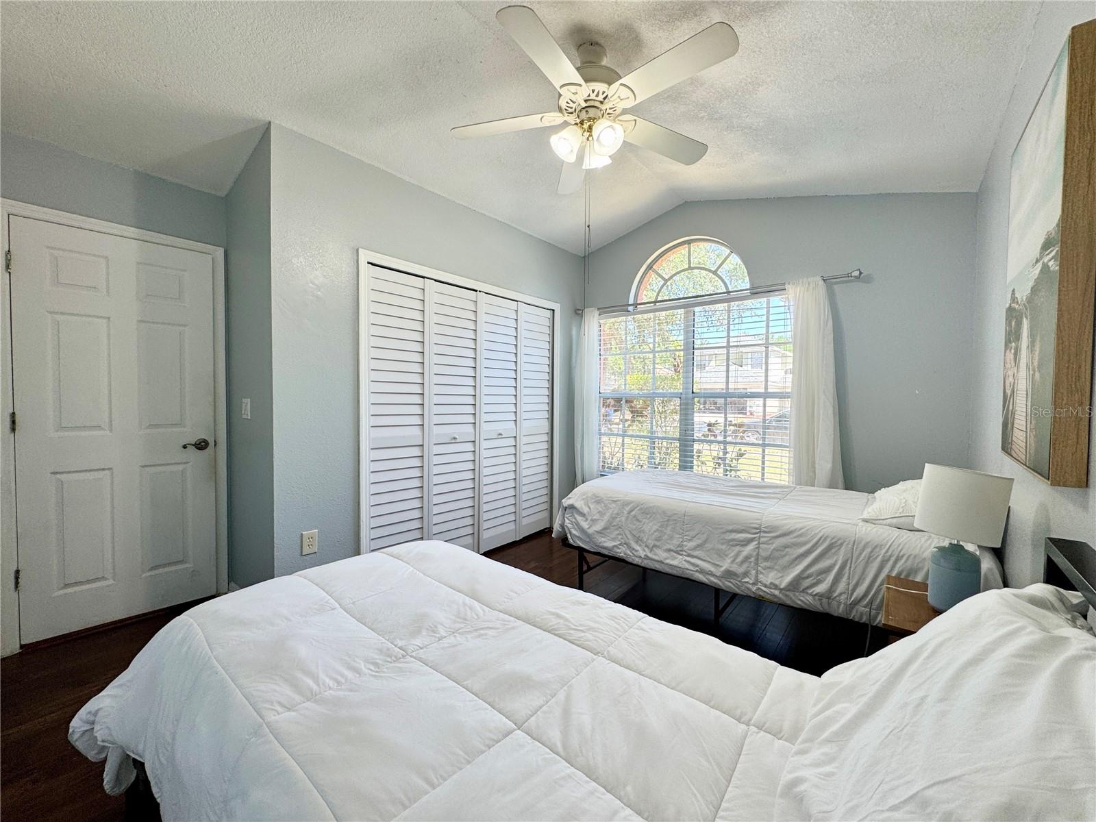 1813 LANDSIDE DR, VALRICO, FL, 33594