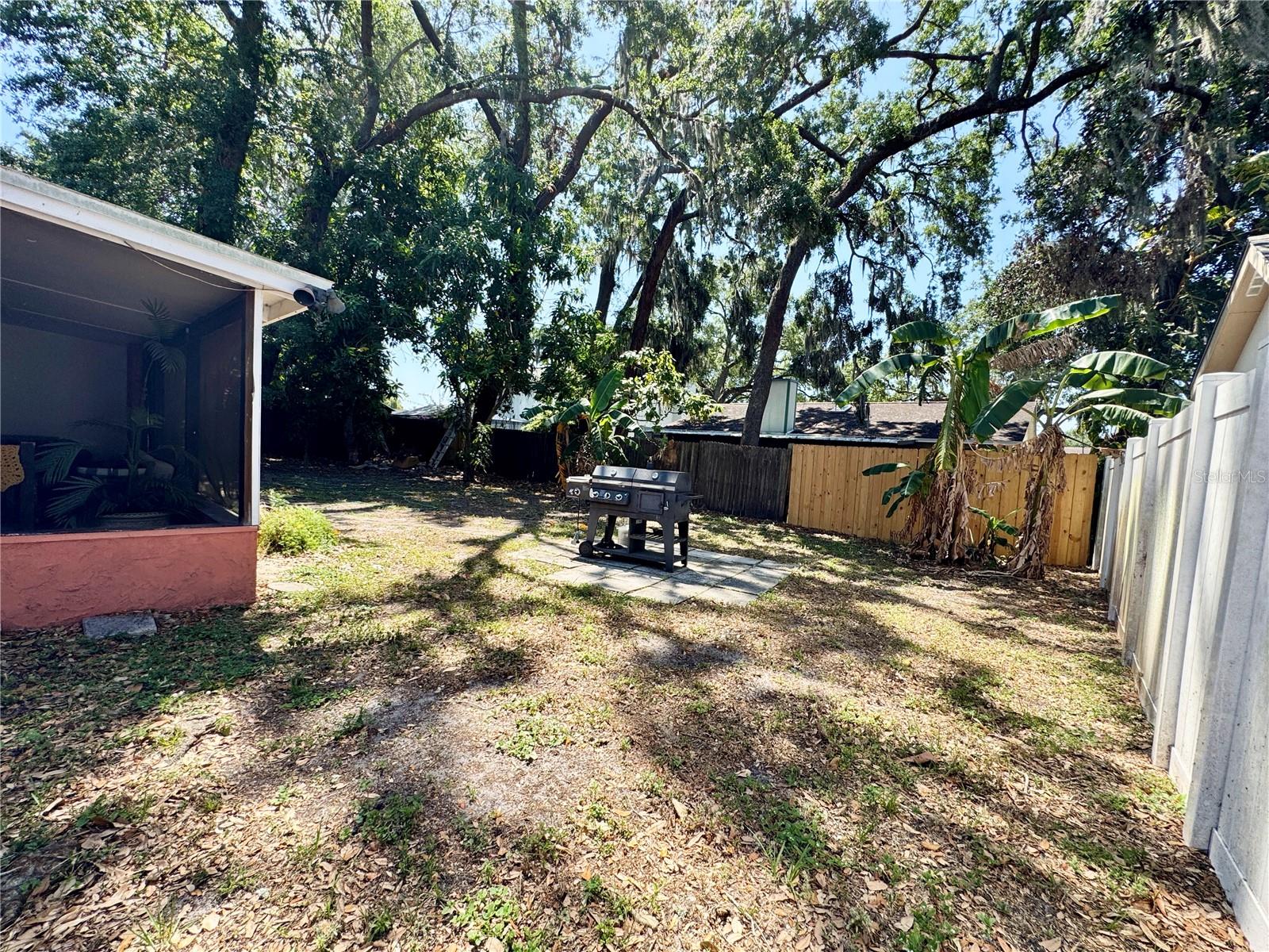 1813 LANDSIDE DR, VALRICO, FL, 33594